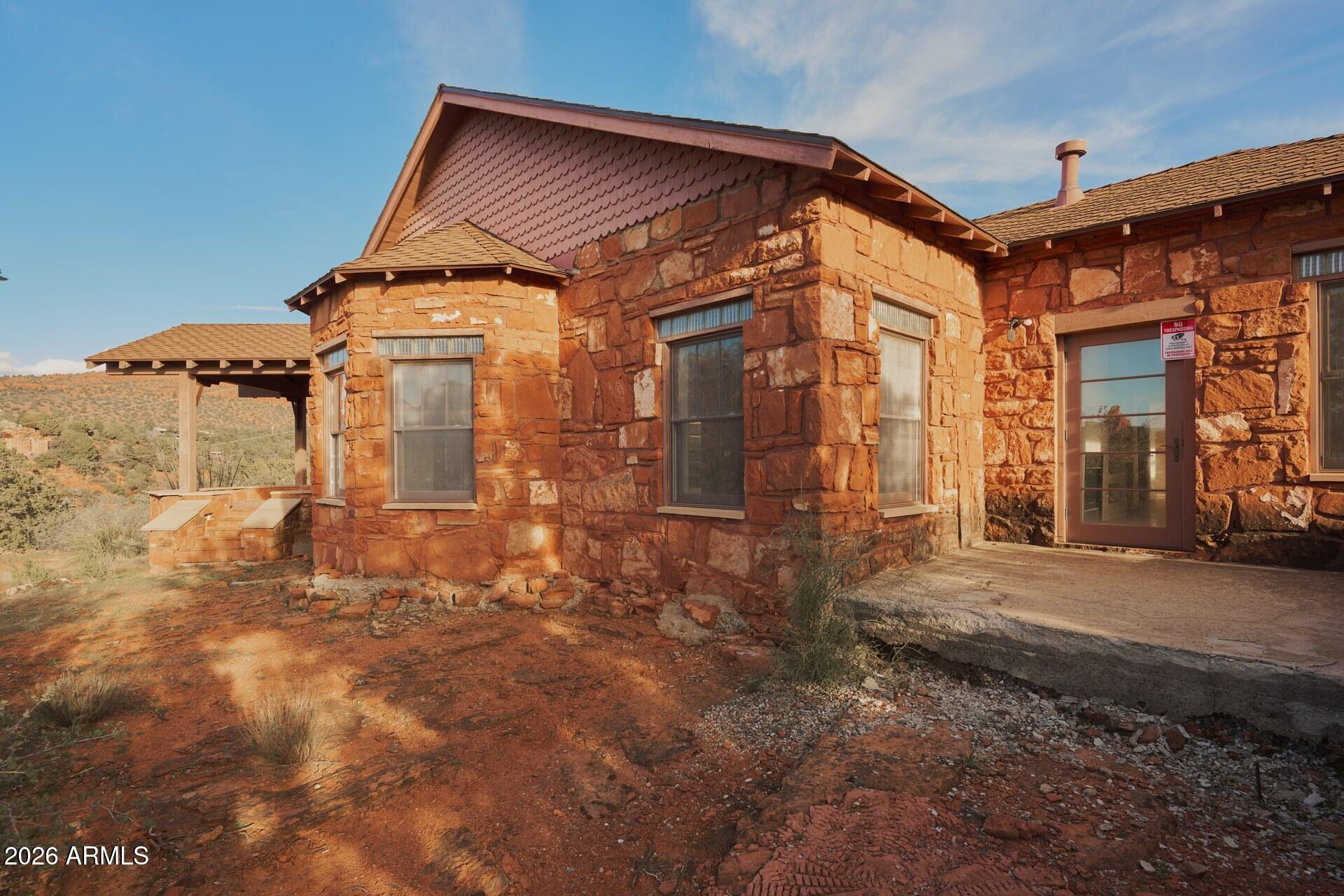 RED ROCK CREEK - Residential
