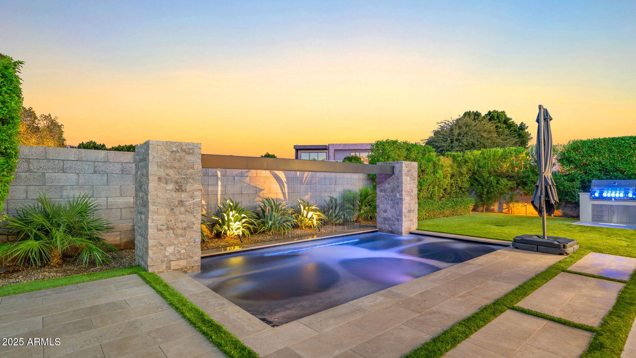 RITZ-CARLTON PARCEL B - Residential