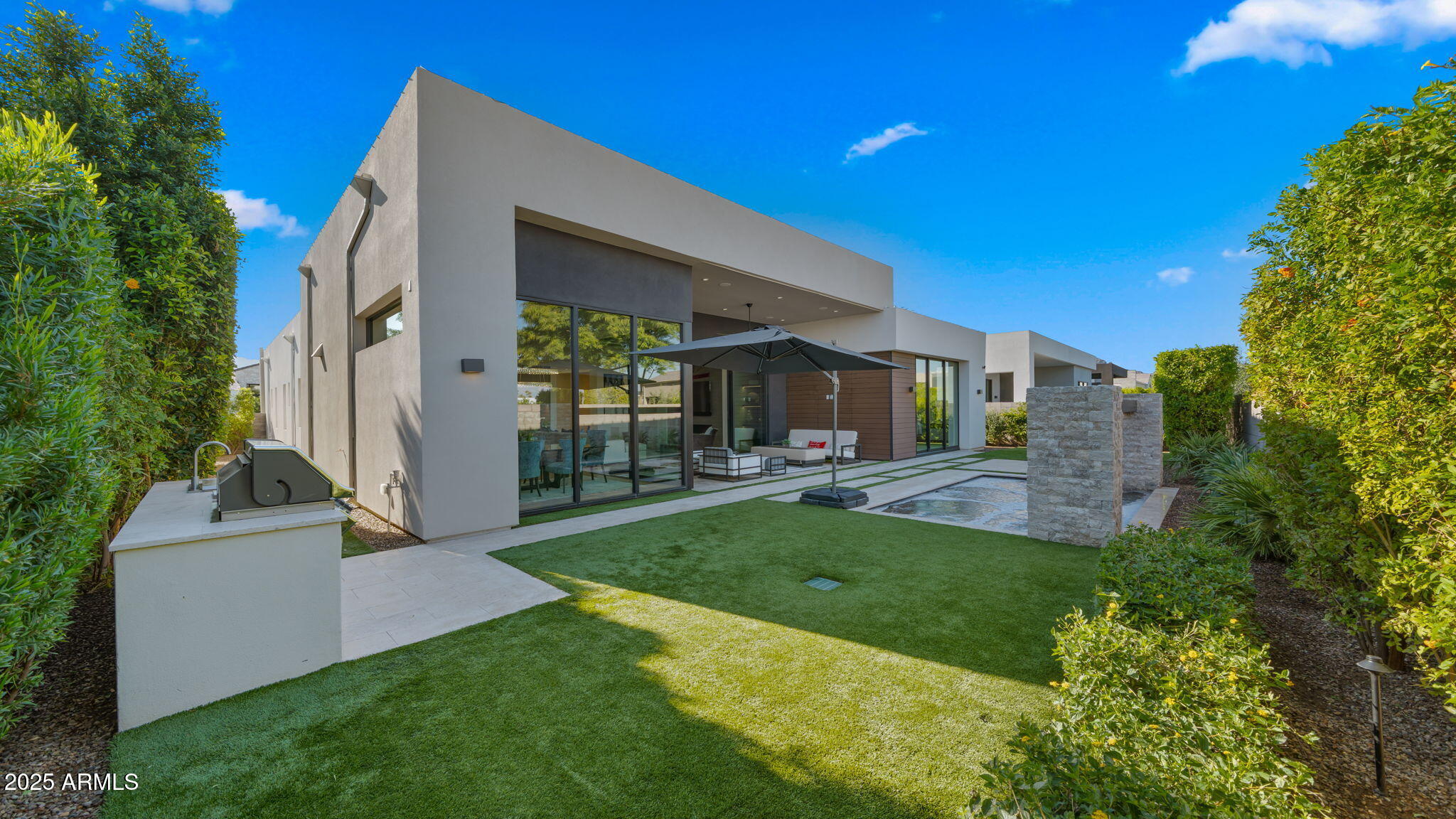 RITZ-CARLTON PARCEL B - Residential