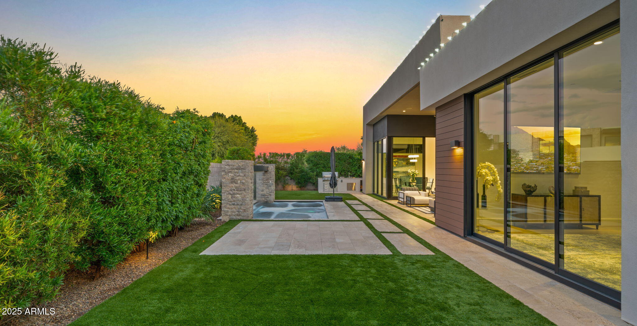 RITZ-CARLTON PARCEL B - Residential