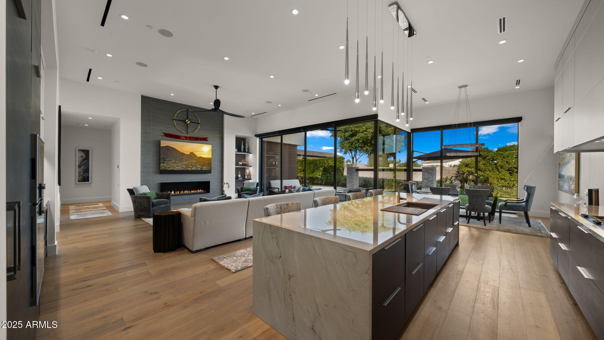 RITZ-CARLTON PARCEL B - Residential
