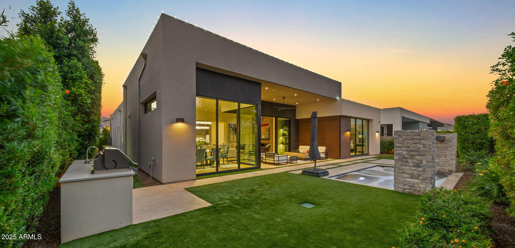 RITZ-CARLTON PARCEL B - Residential