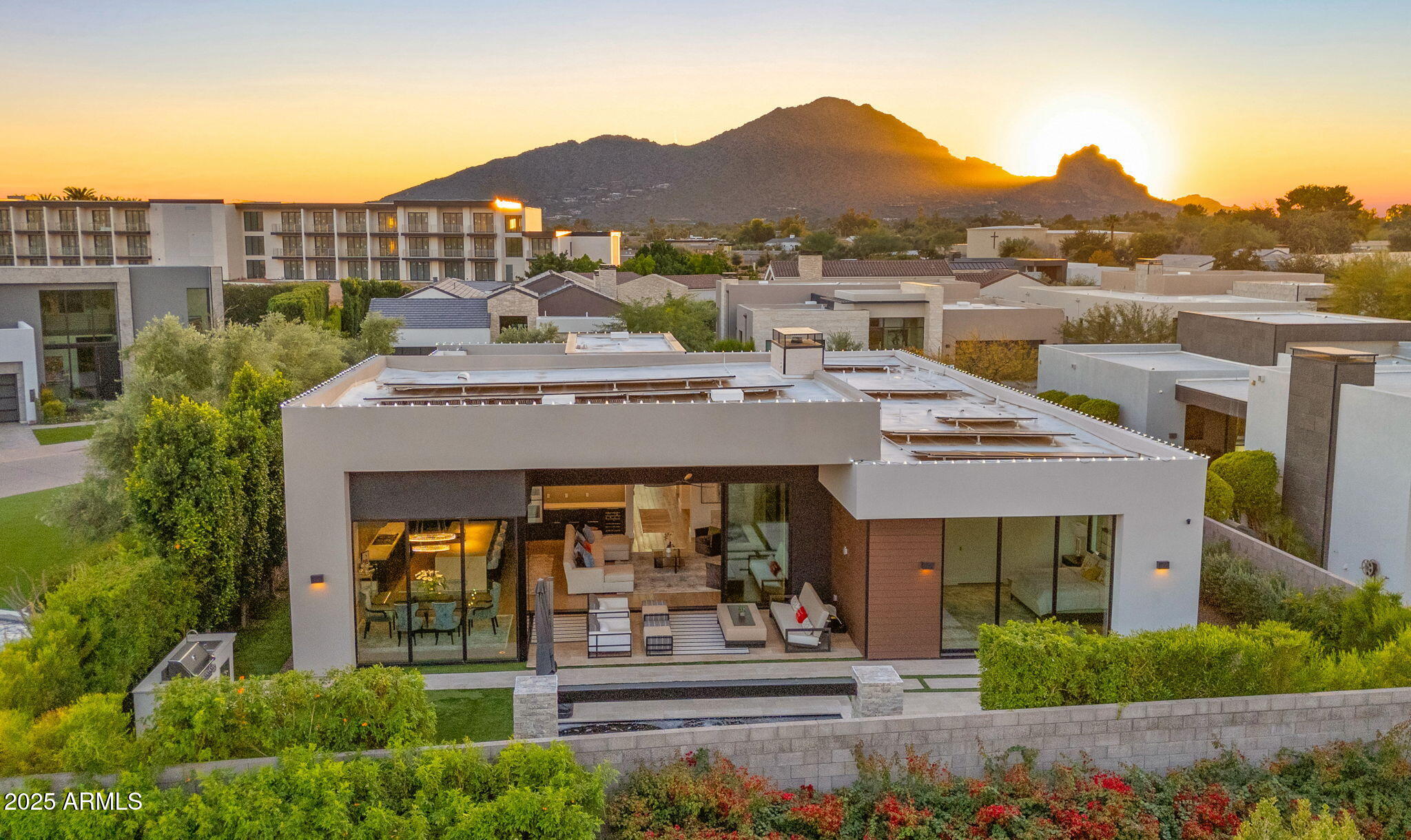 RITZ-CARLTON PARCEL B - Residential