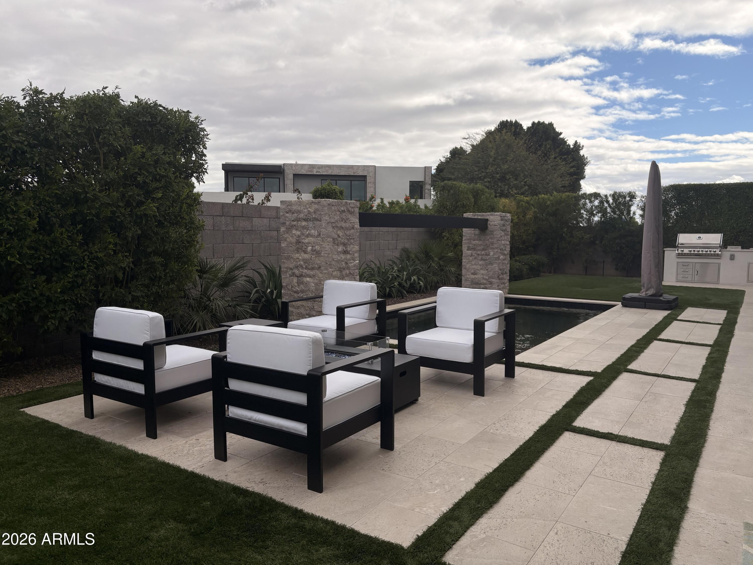 RITZ-CARLTON PARCEL B - Residential