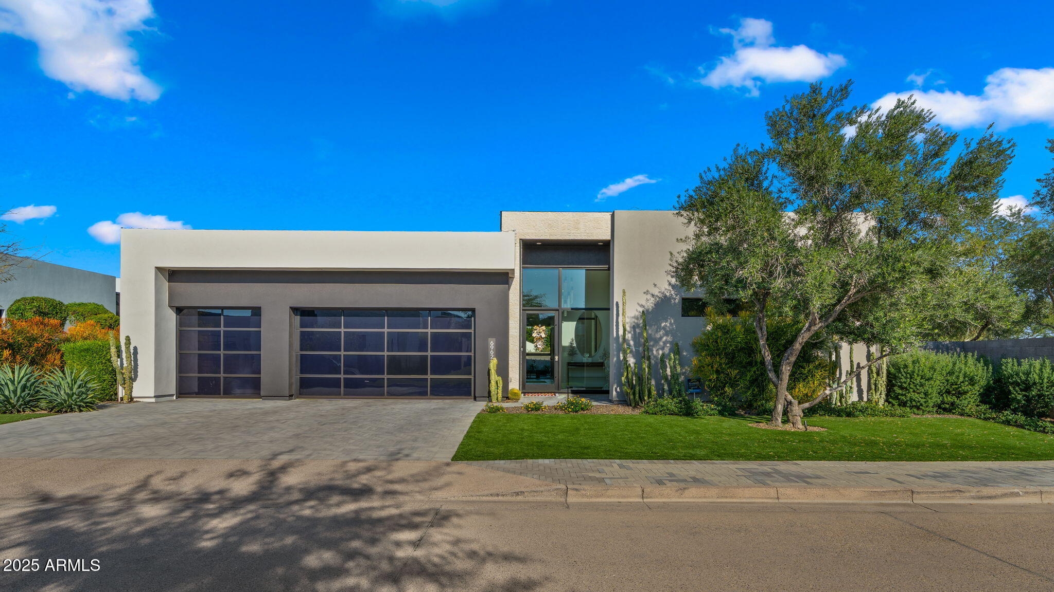 RITZ-CARLTON PARCEL B - Residential