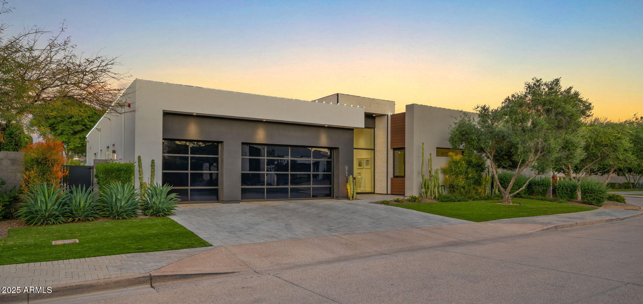 RITZ-CARLTON PARCEL B - Residential