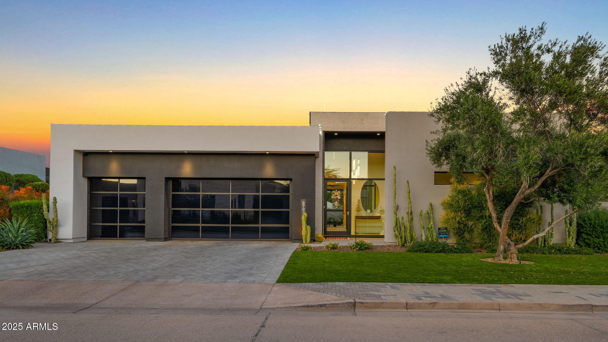 RITZ-CARLTON PARCEL B - Residential
