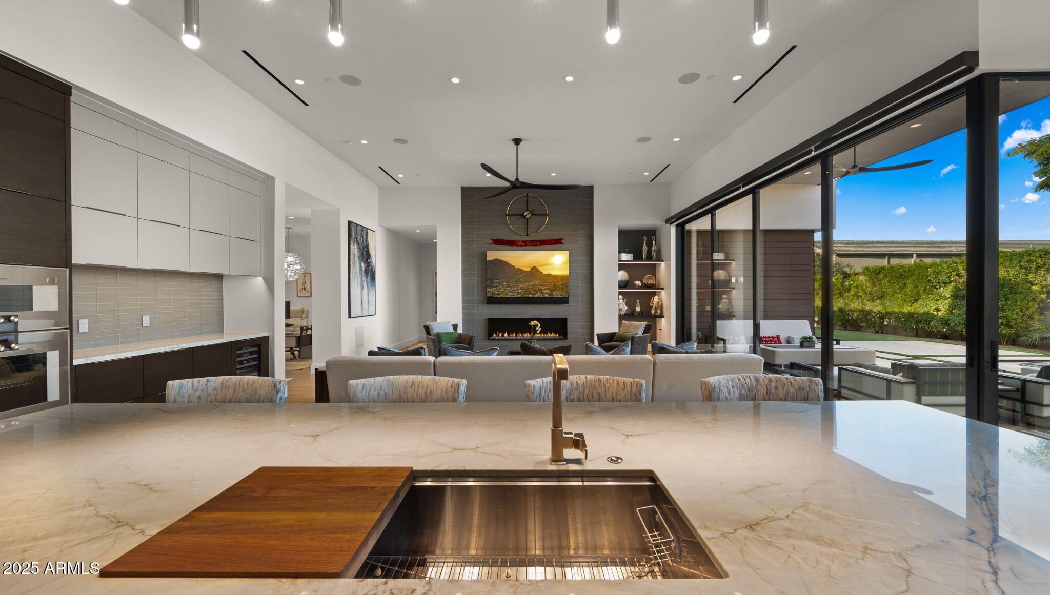 RITZ-CARLTON PARCEL B - Residential