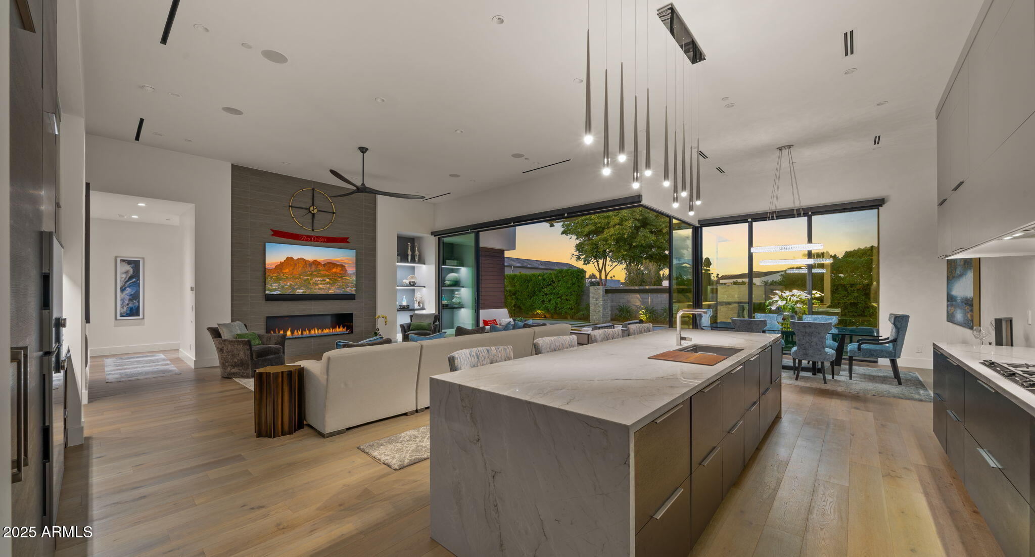 RITZ-CARLTON PARCEL B - Residential