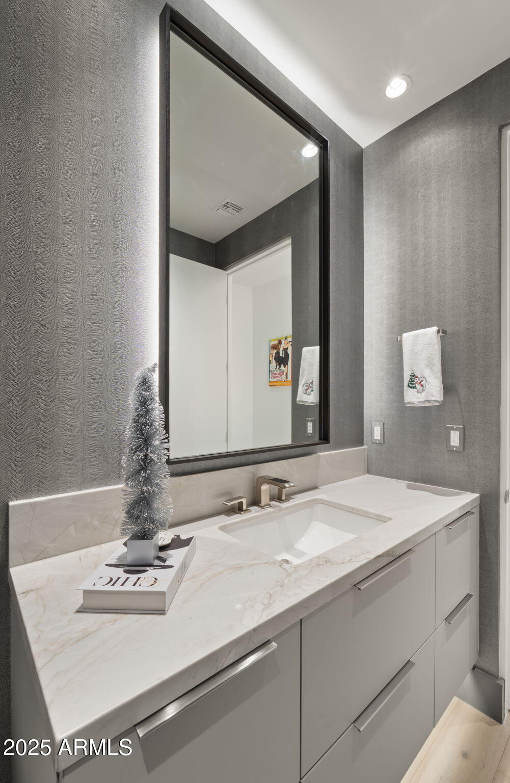 RITZ-CARLTON PARCEL B - Residential