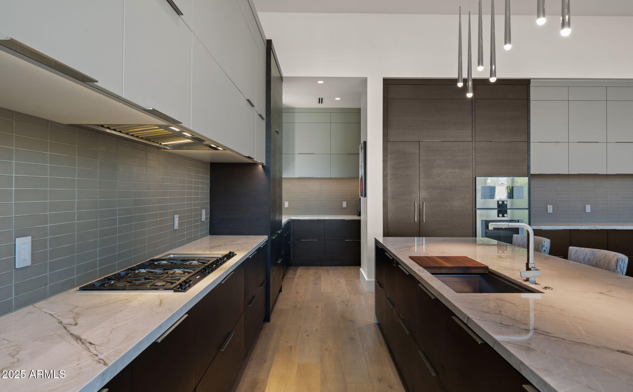 RITZ-CARLTON PARCEL B - Residential