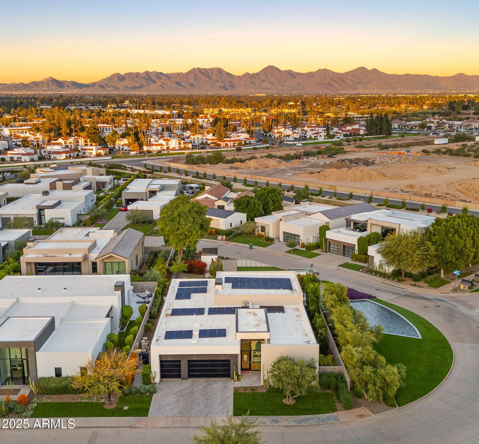 RITZ-CARLTON PARCEL B - Residential