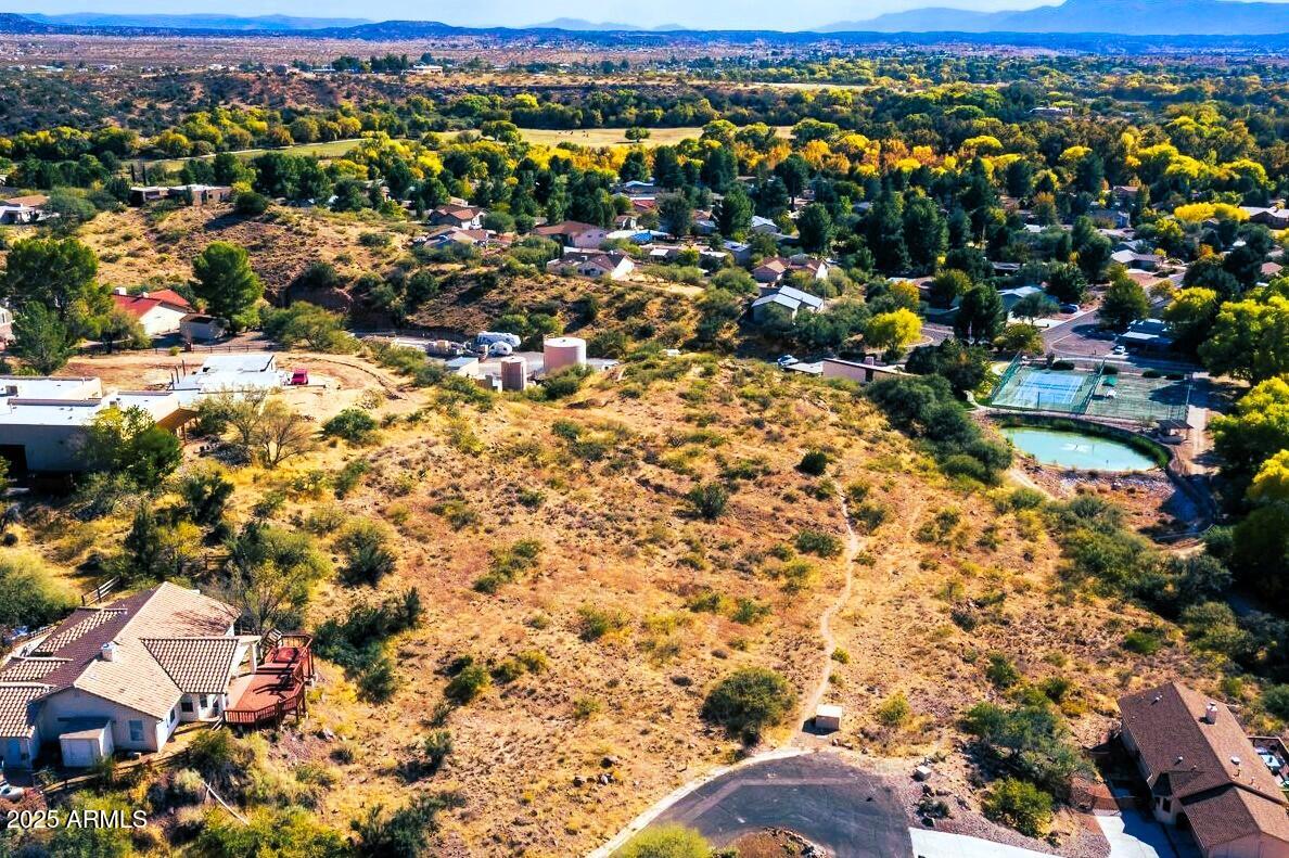 OAK CREEK VALLEY UNIT 3 - Land