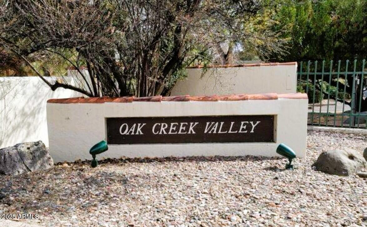 OAK CREEK VALLEY UNIT 3 - Land