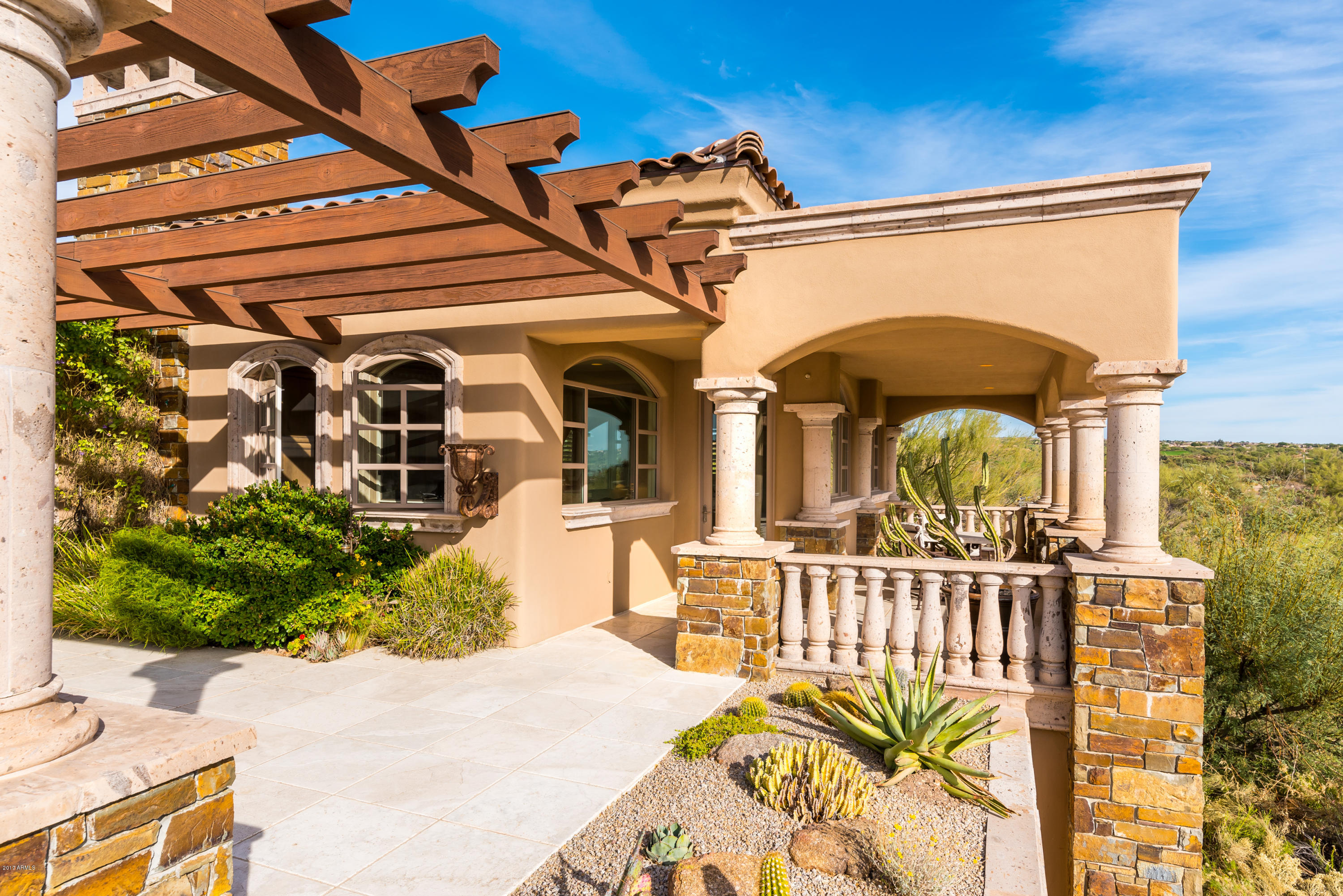 DESERT MOUNTAIN - Residential