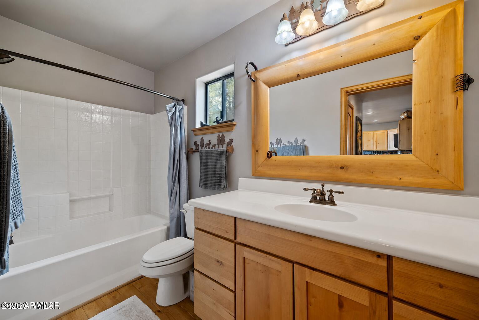 PINE MEADOWS COUNTRY CLUB ESTATES - Residential