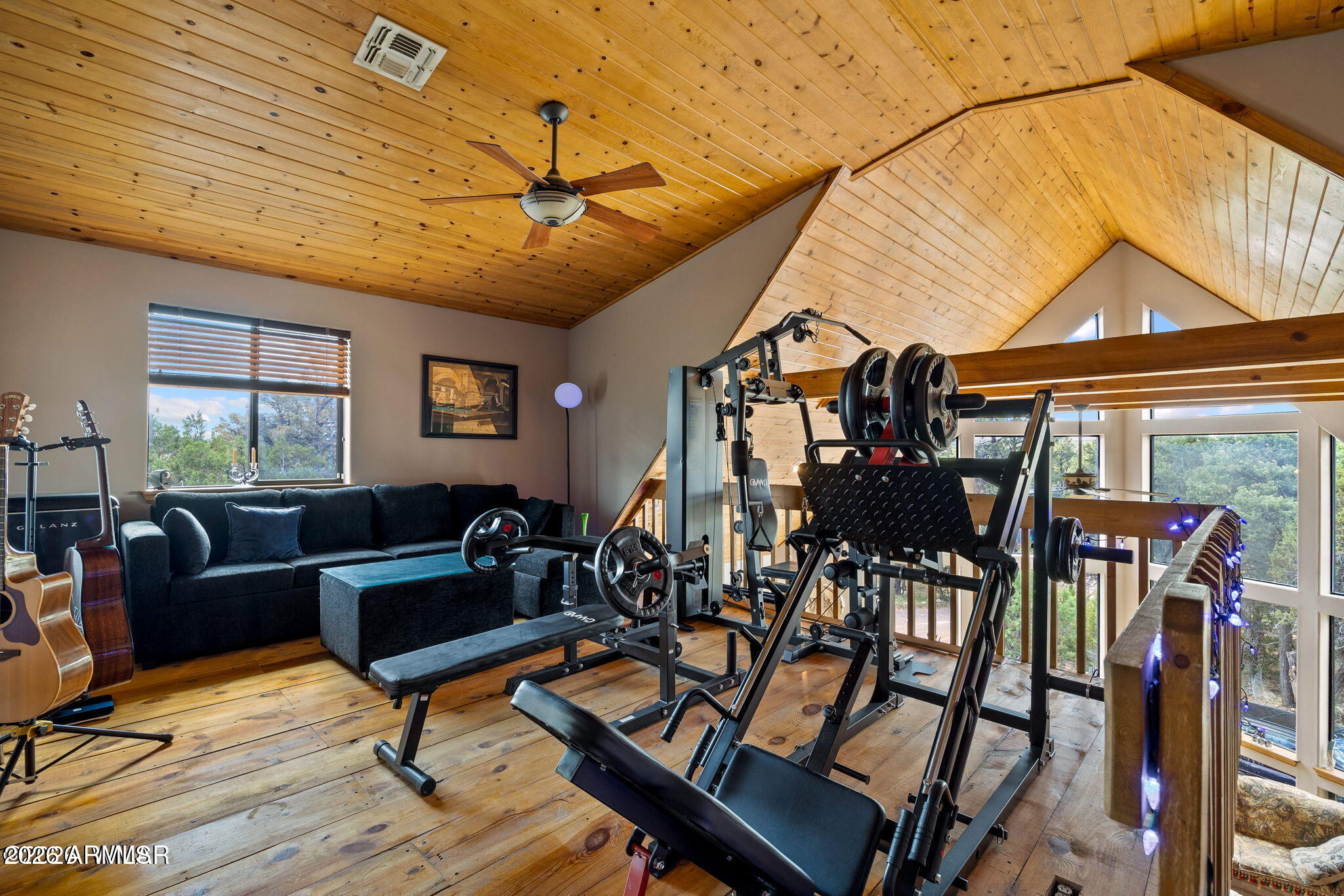 PINE MEADOWS COUNTRY CLUB ESTATES - Residential
