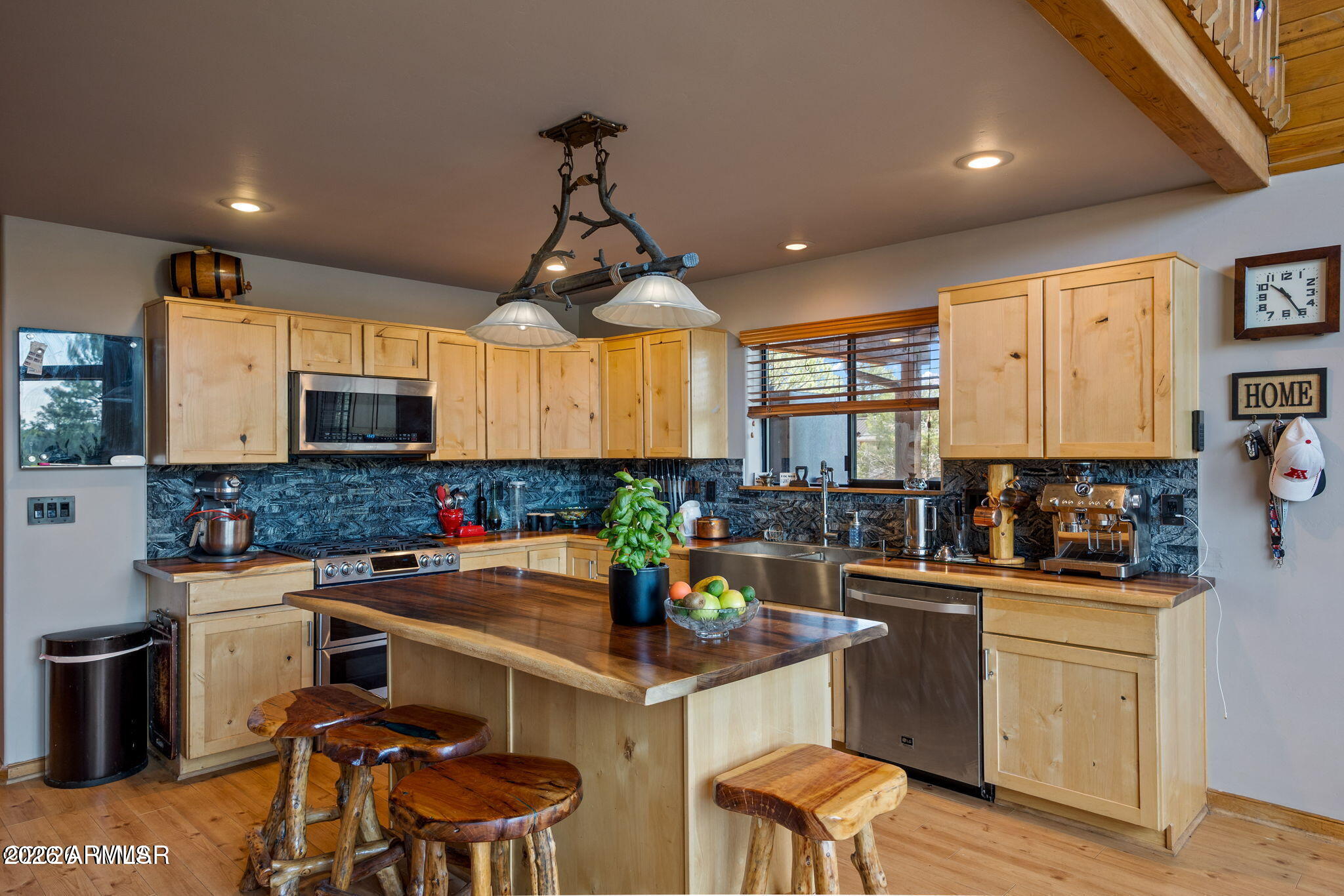 PINE MEADOWS COUNTRY CLUB ESTATES - Residential