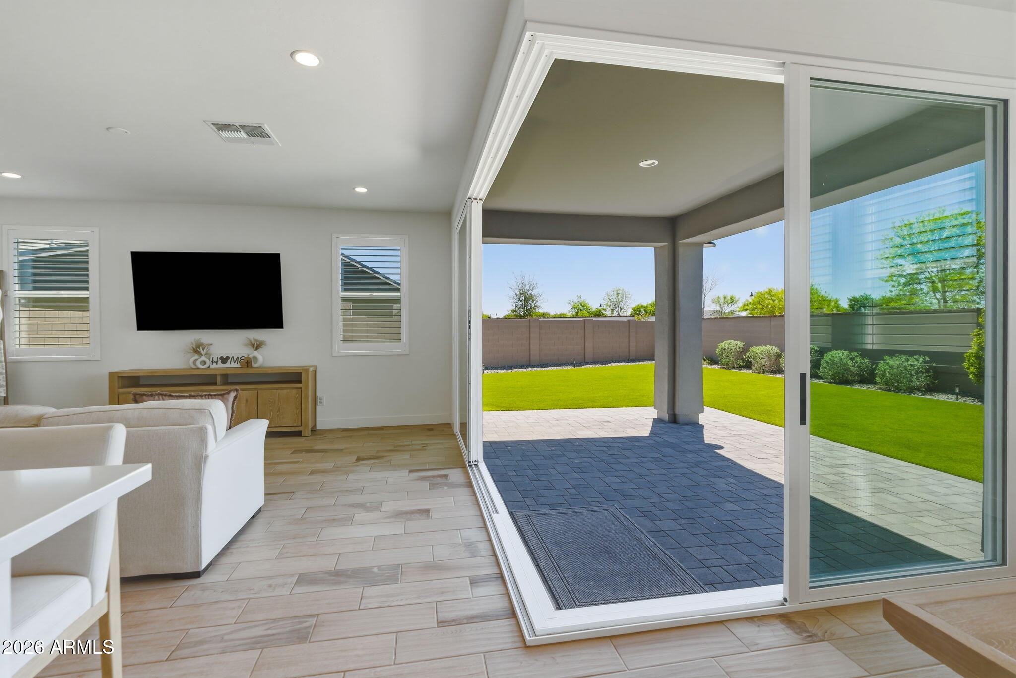 STERLING GROVE - Residential