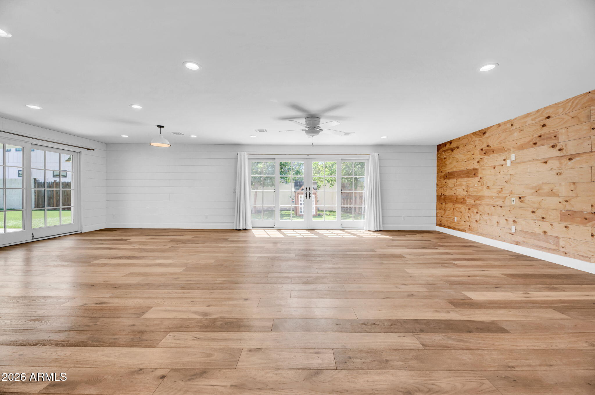 Metes and bounds - Residential