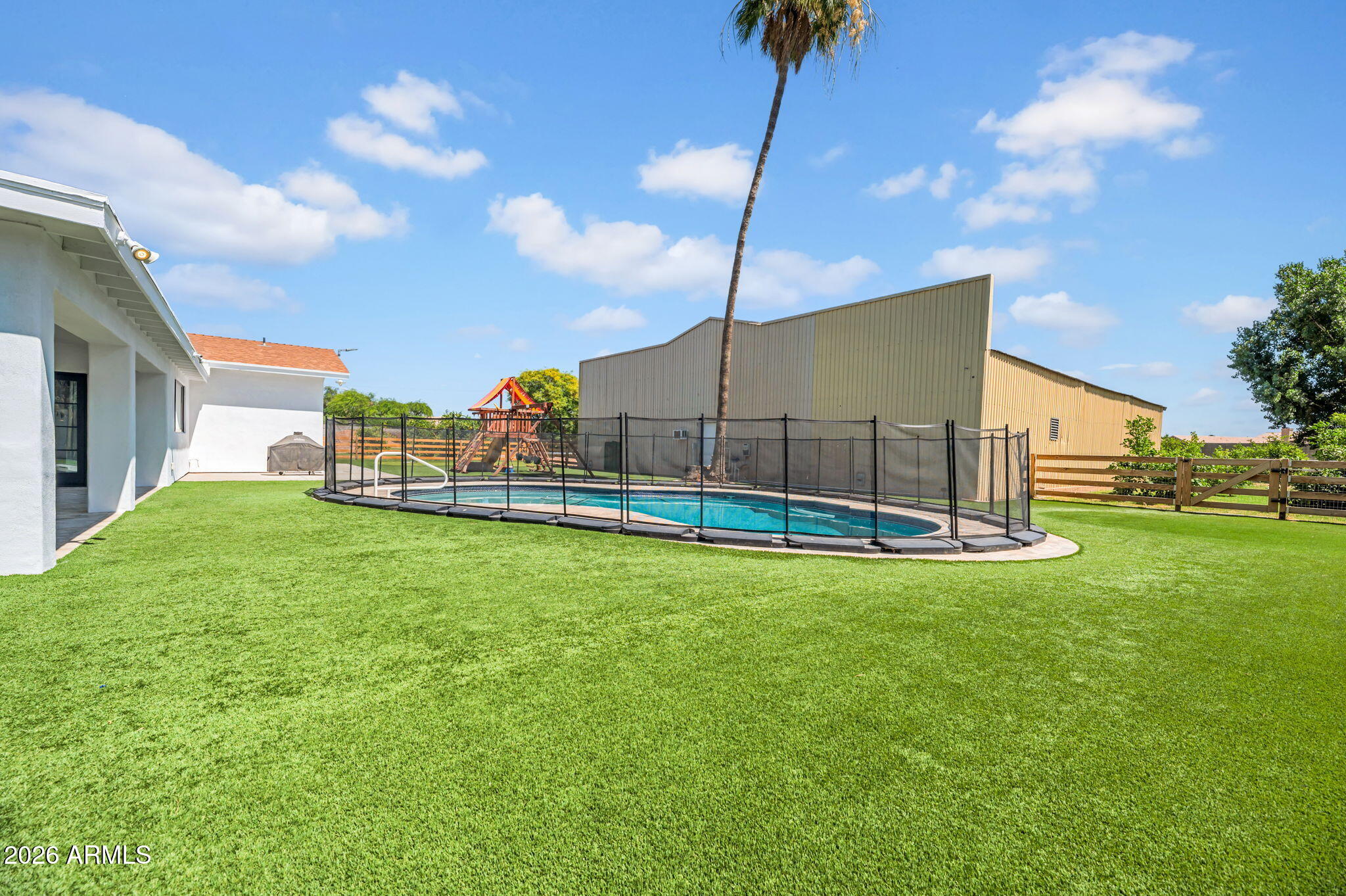 Metes and bounds - Residential