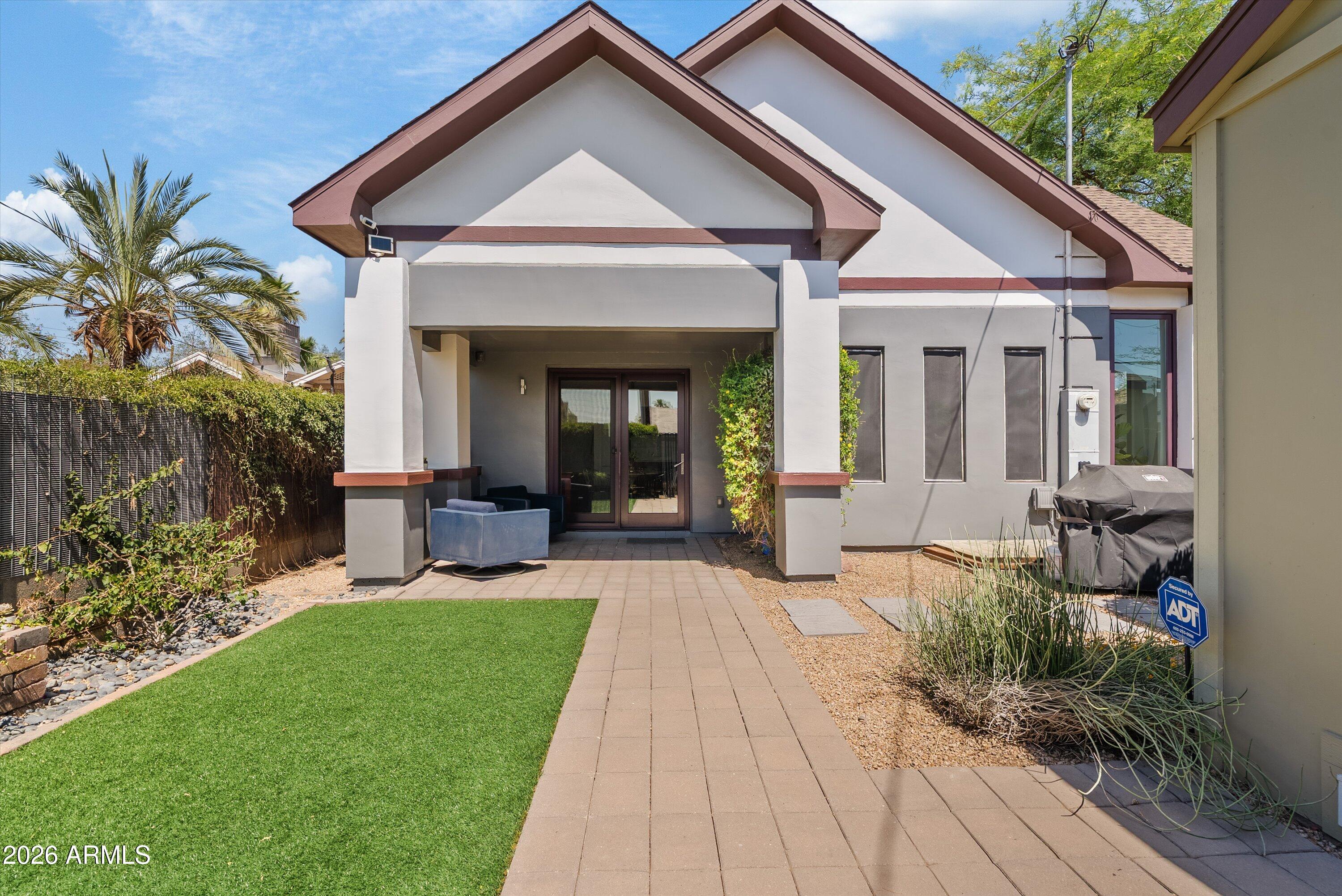 LOS OLIVOS HEIGHTS - Residential