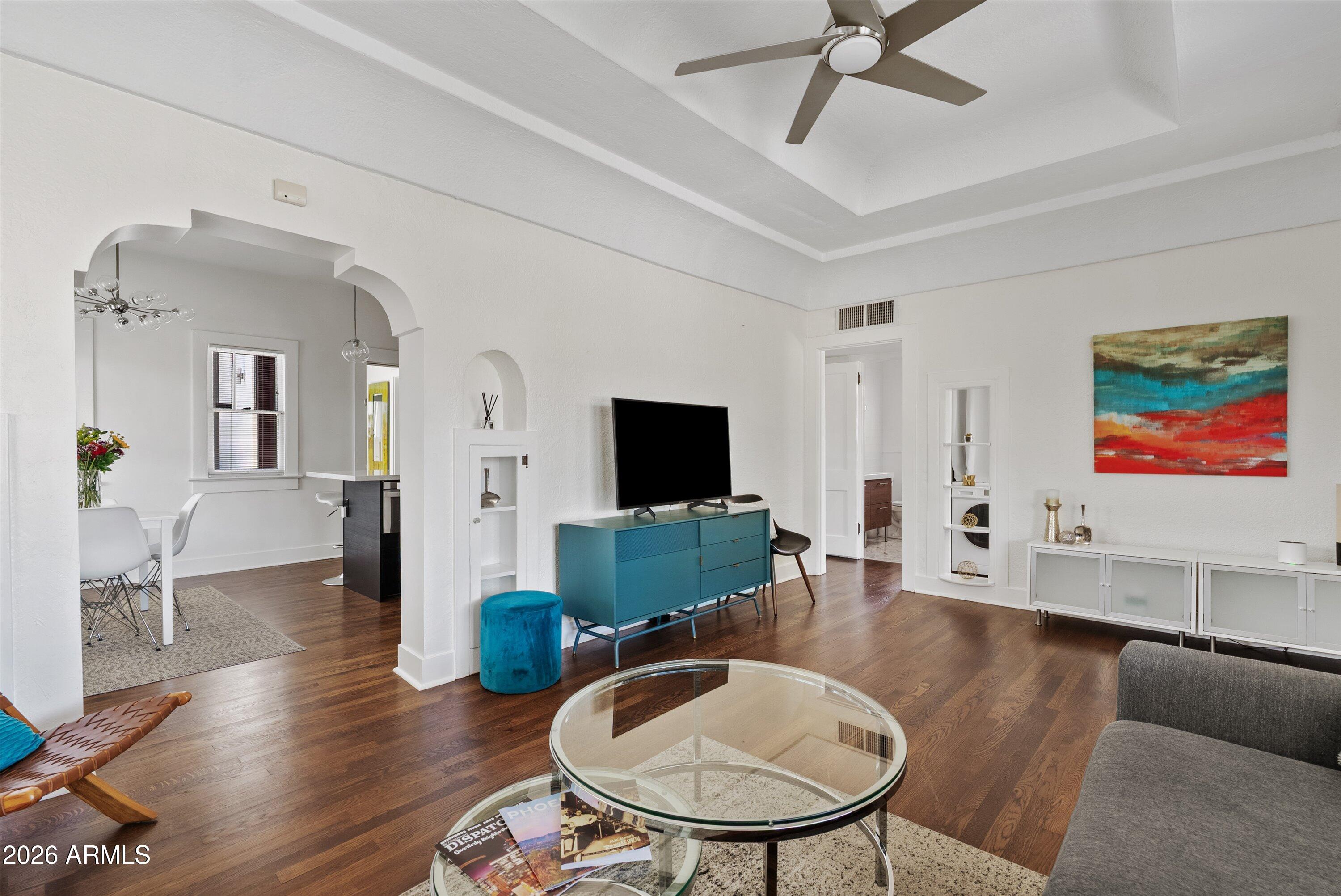 LOS OLIVOS HEIGHTS - Residential