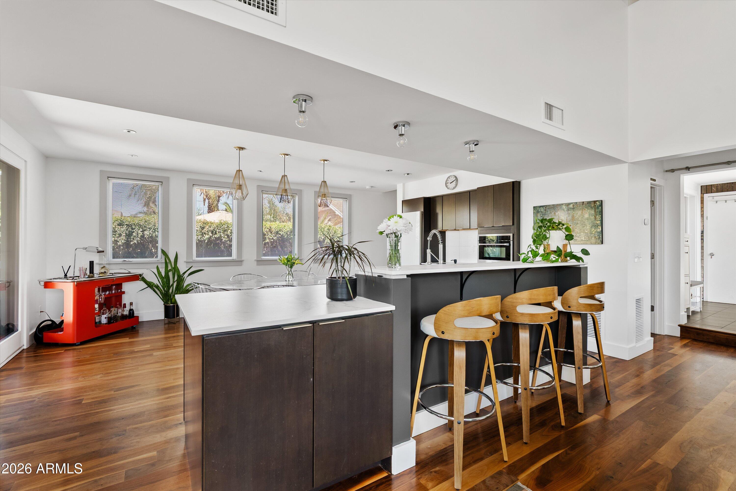LOS OLIVOS HEIGHTS - Residential