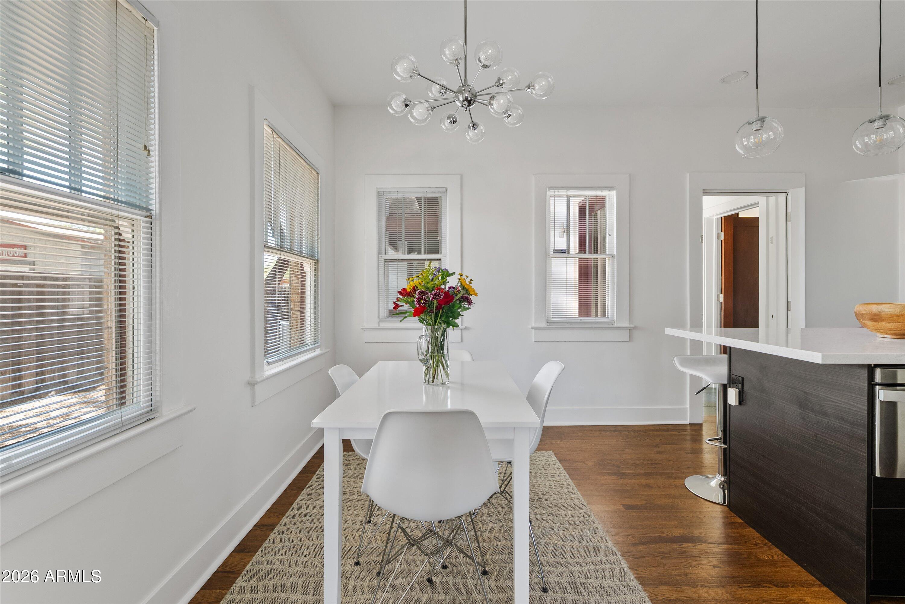 LOS OLIVOS HEIGHTS - Residential