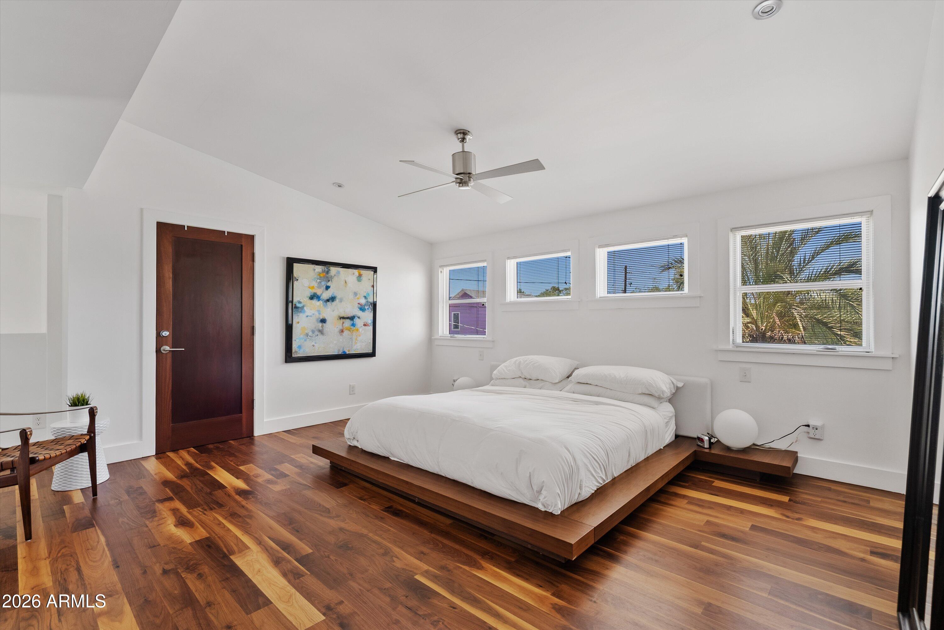 LOS OLIVOS HEIGHTS - Residential
