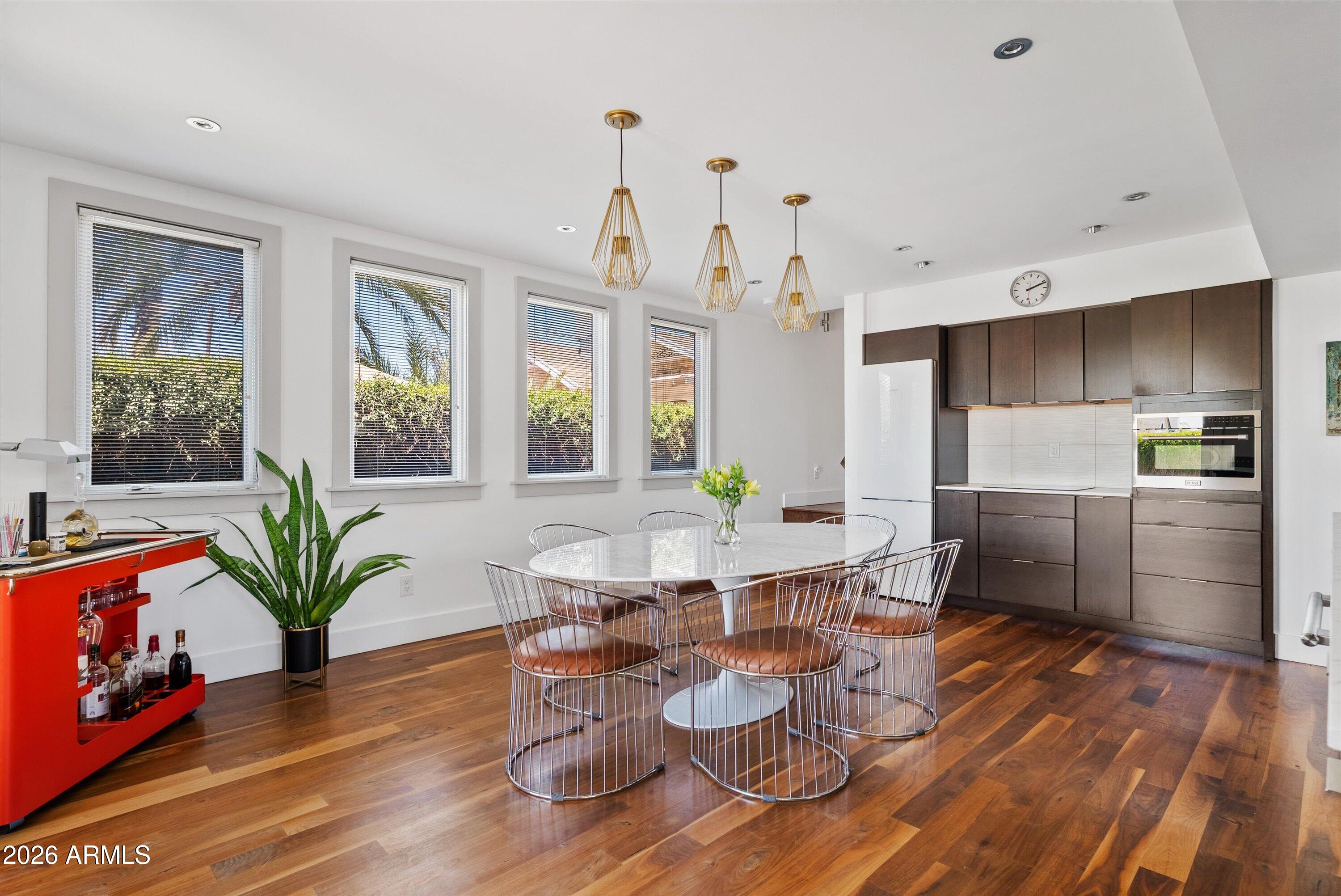 LOS OLIVOS HEIGHTS - Residential