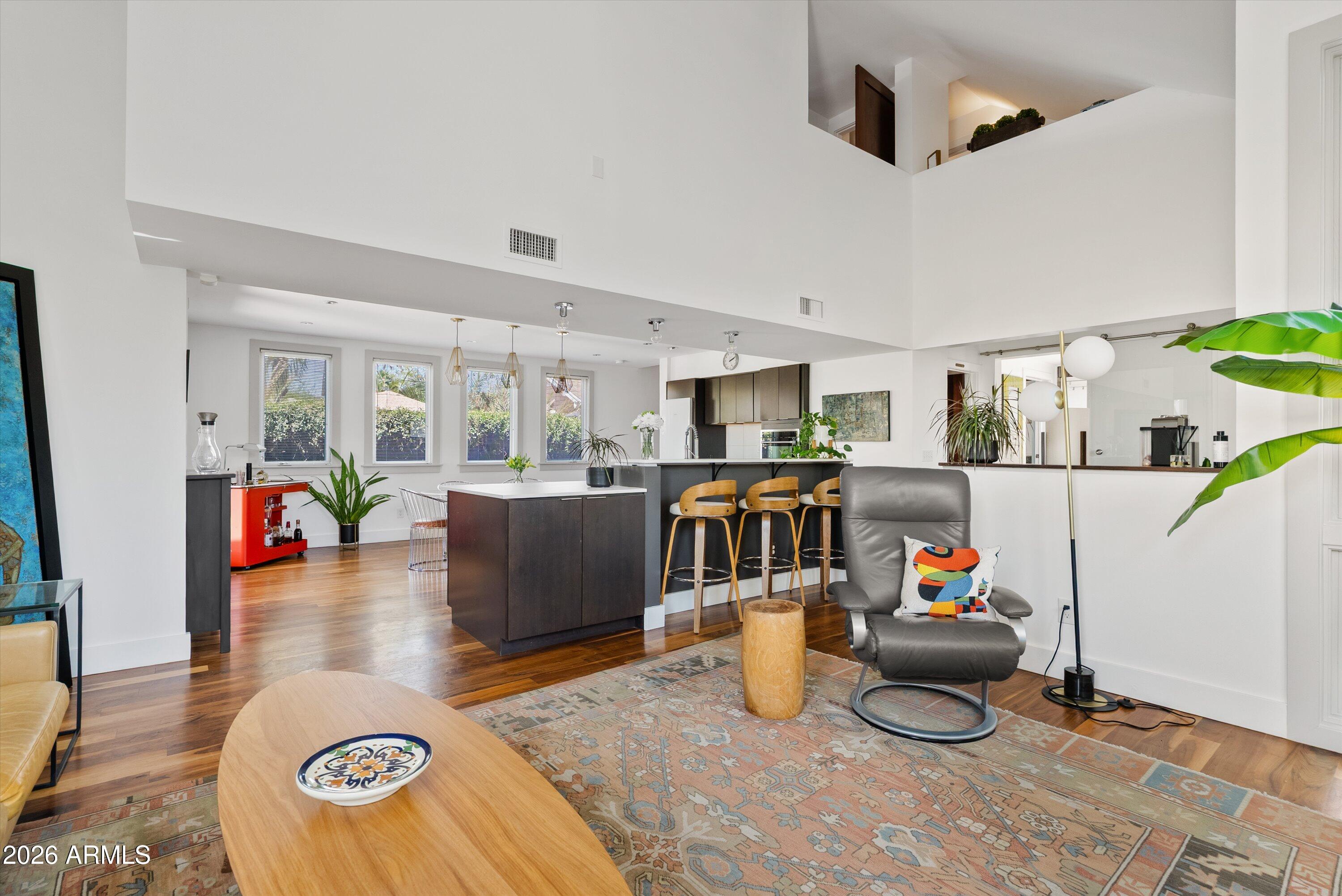LOS OLIVOS HEIGHTS - Residential