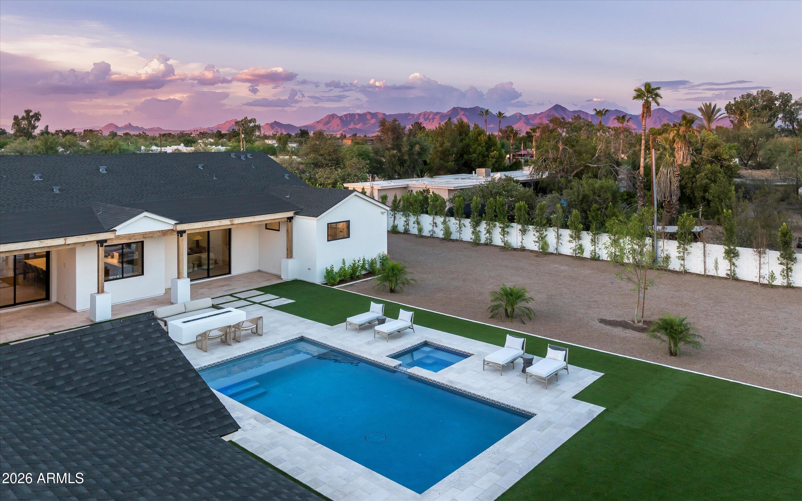 DESERT ESTATES 12 - Residential