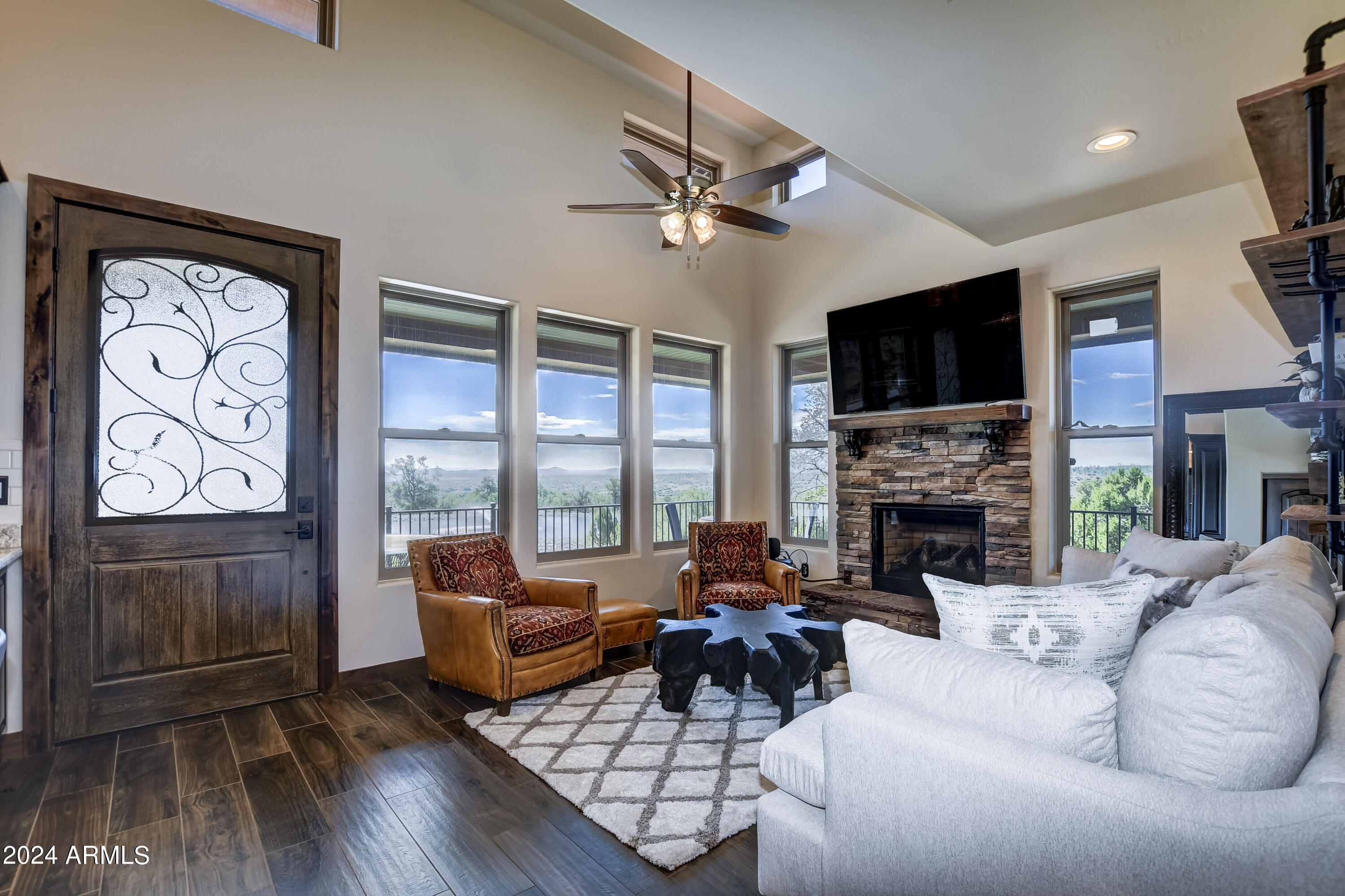 LAS VEGAS RANCH ESTATES - Residential