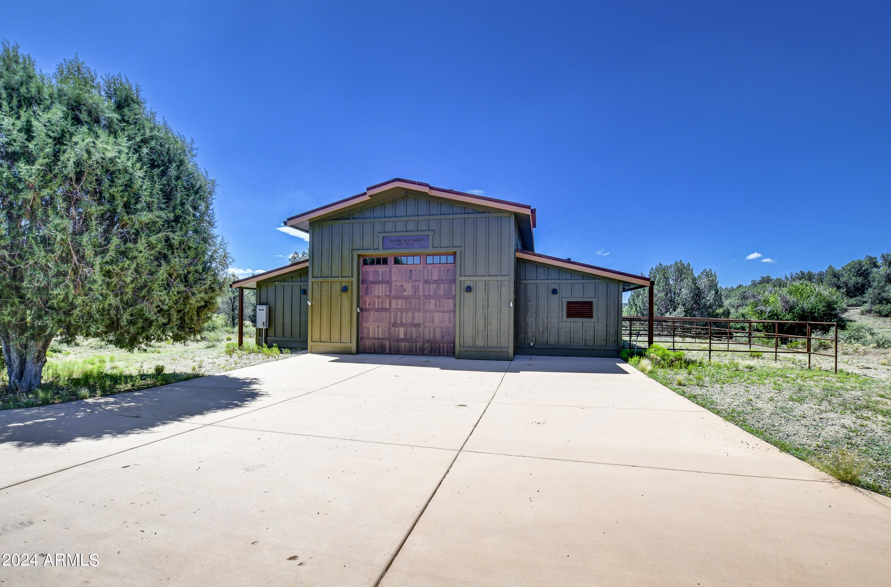 LAS VEGAS RANCH ESTATES - Residential