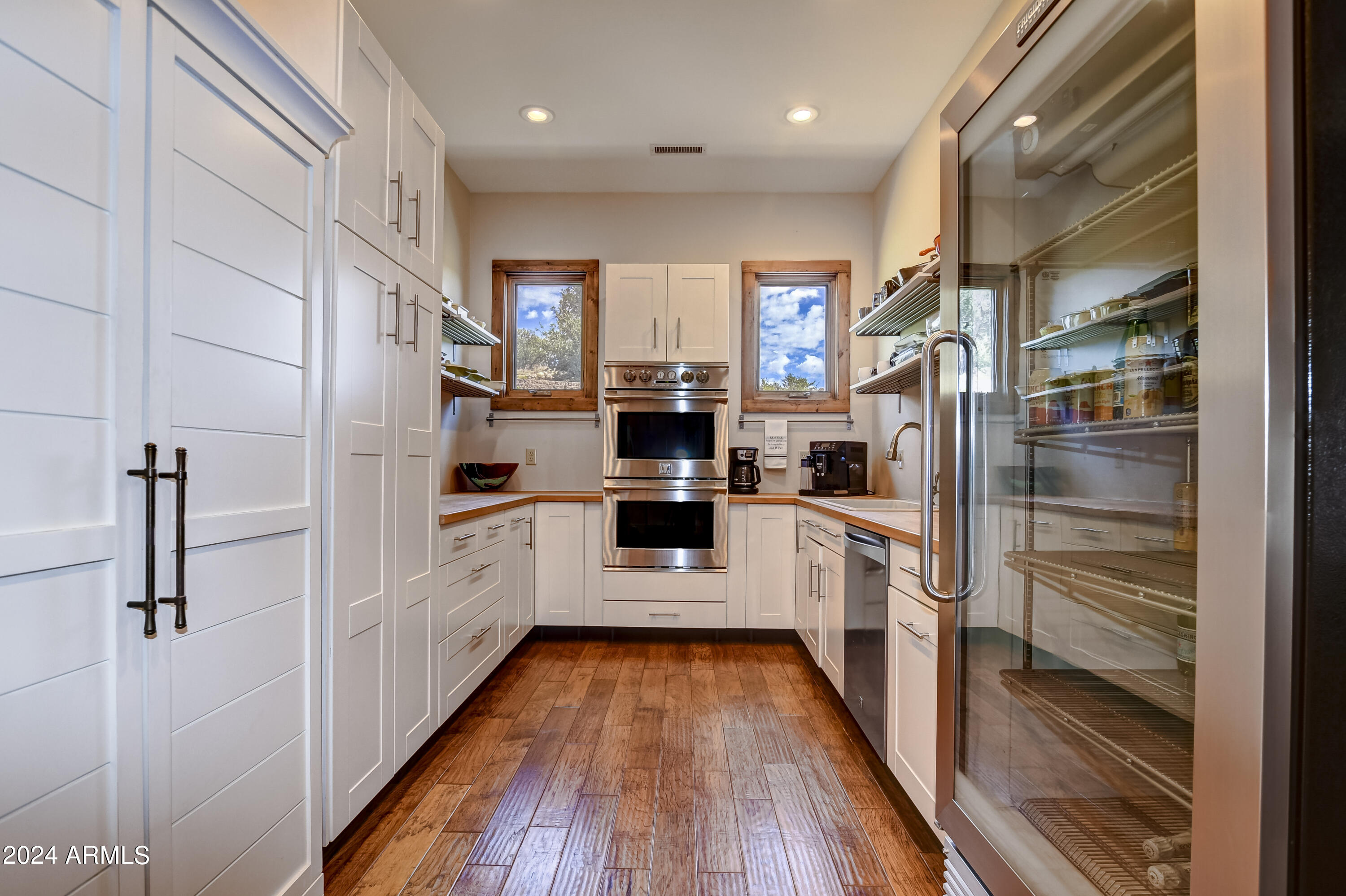 LAS VEGAS RANCH ESTATES - Residential