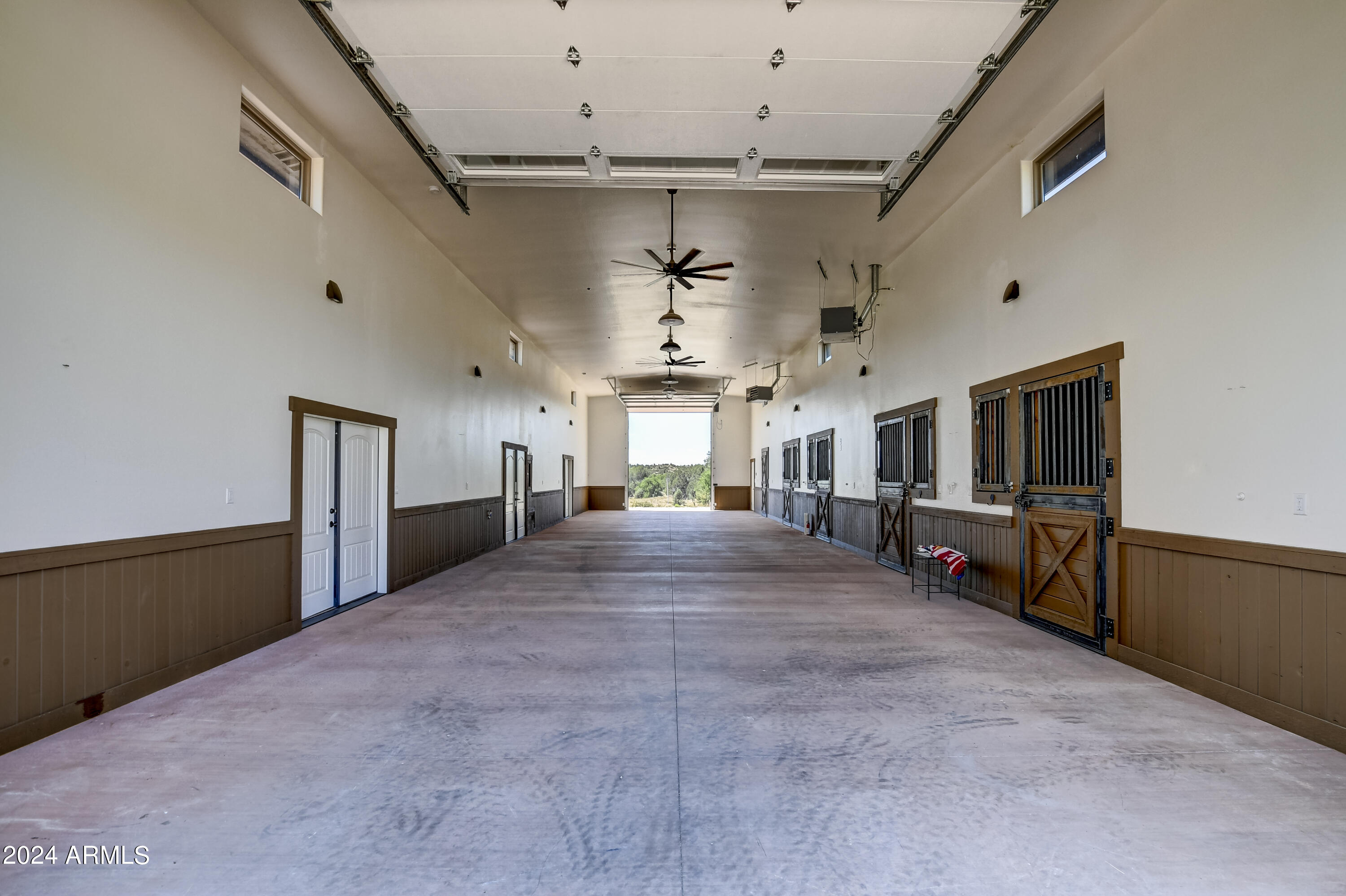 LAS VEGAS RANCH ESTATES - Residential