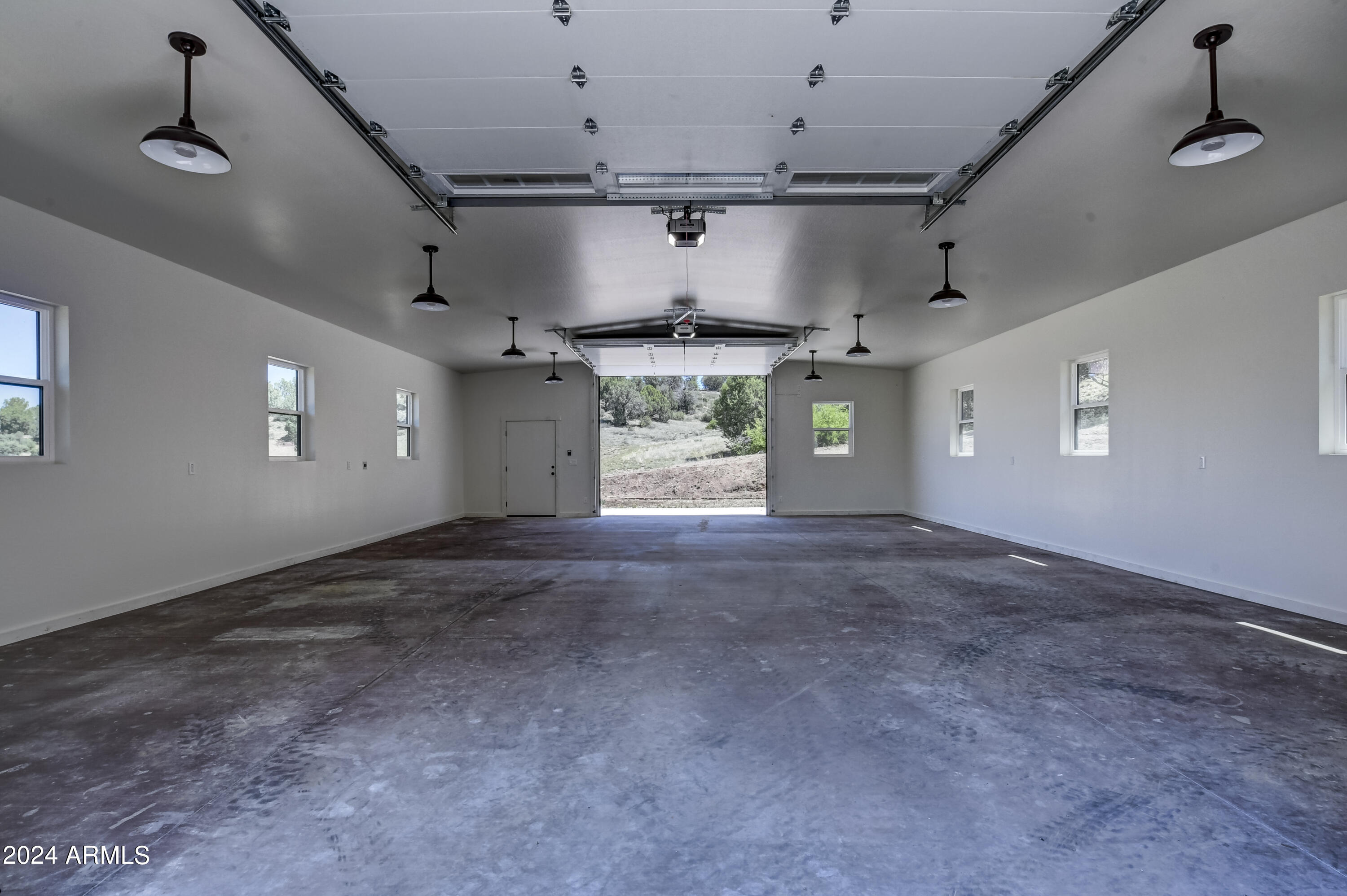 LAS VEGAS RANCH ESTATES - Residential