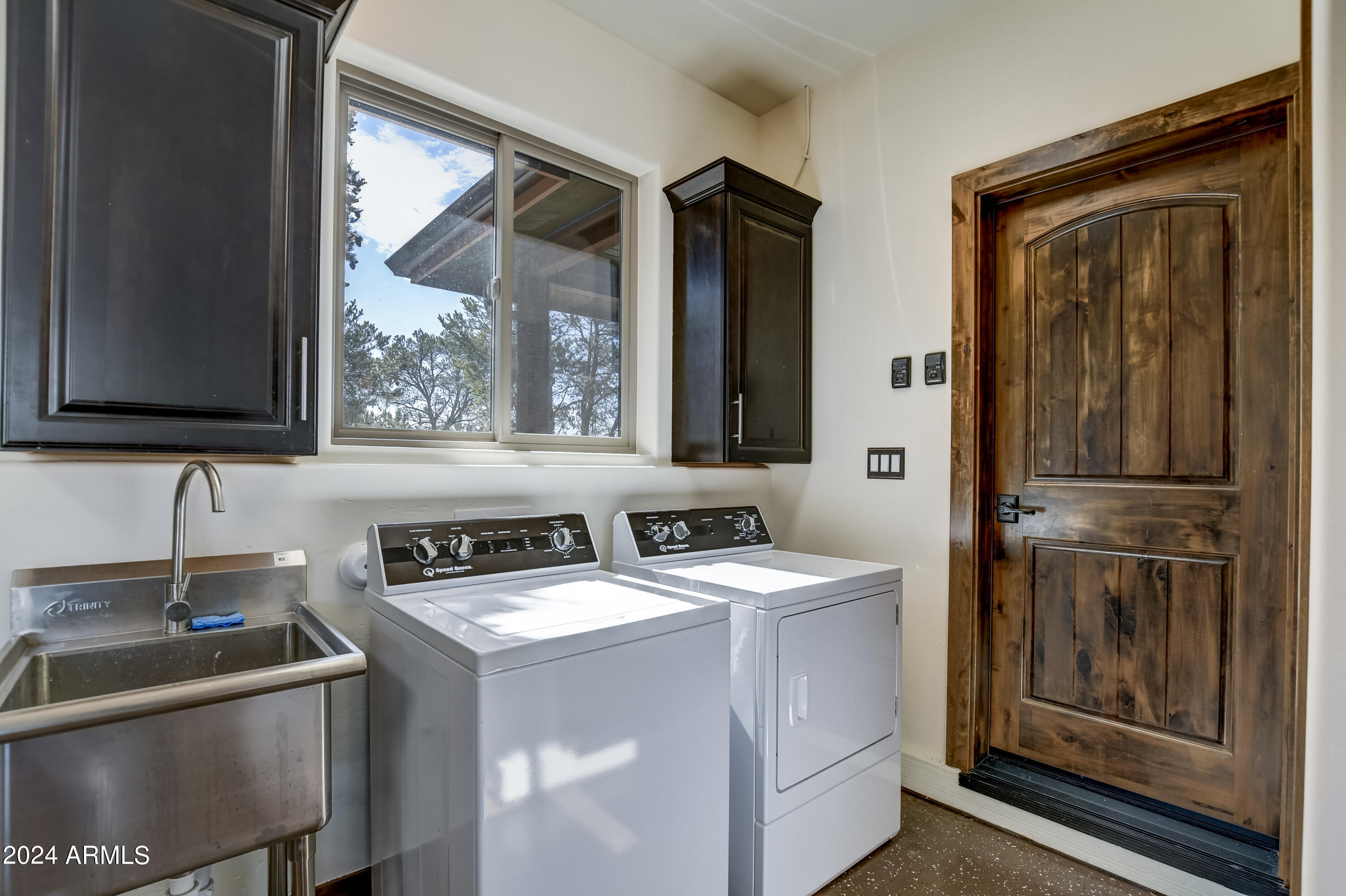 LAS VEGAS RANCH ESTATES - Residential