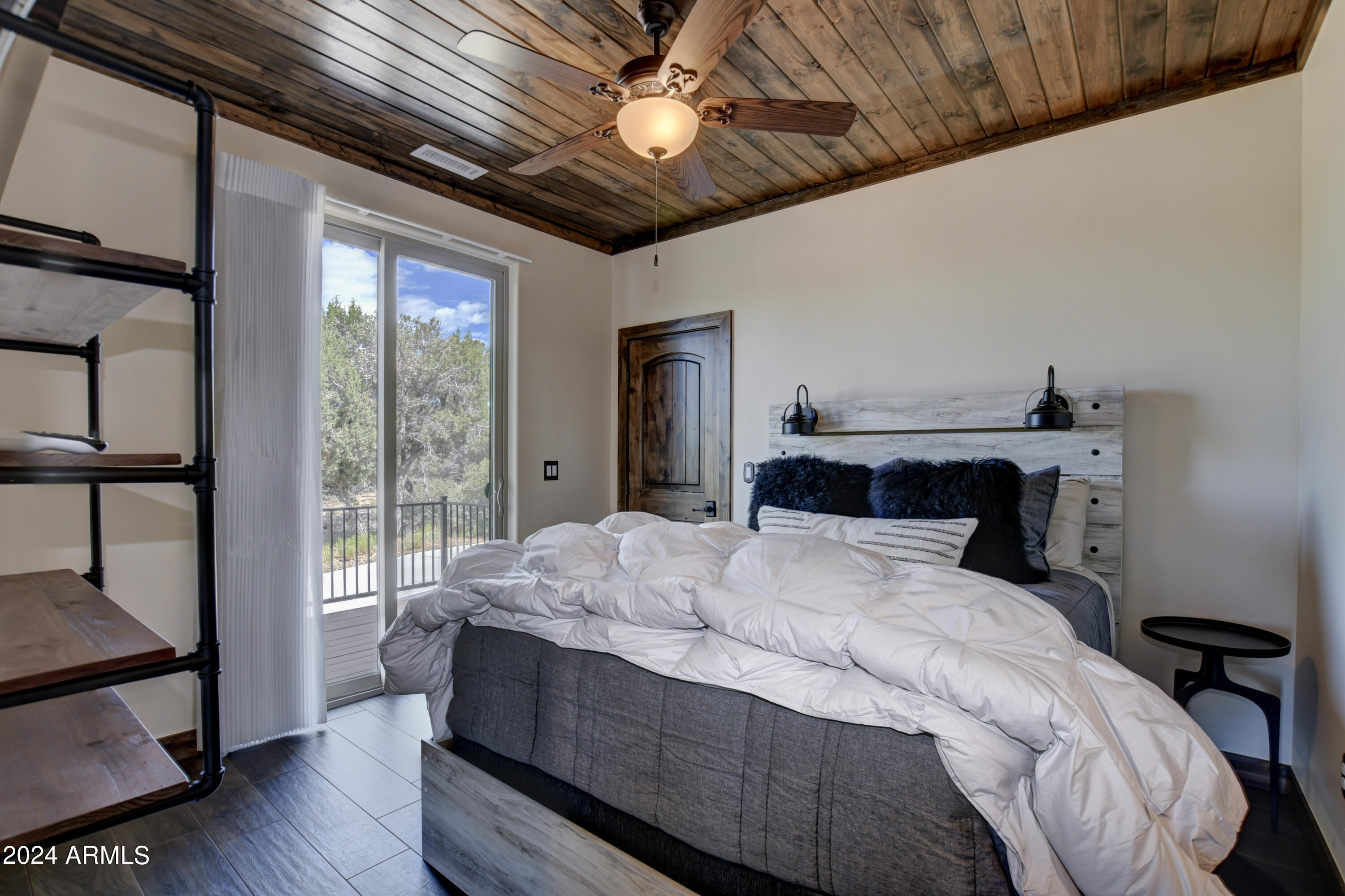 LAS VEGAS RANCH ESTATES - Residential