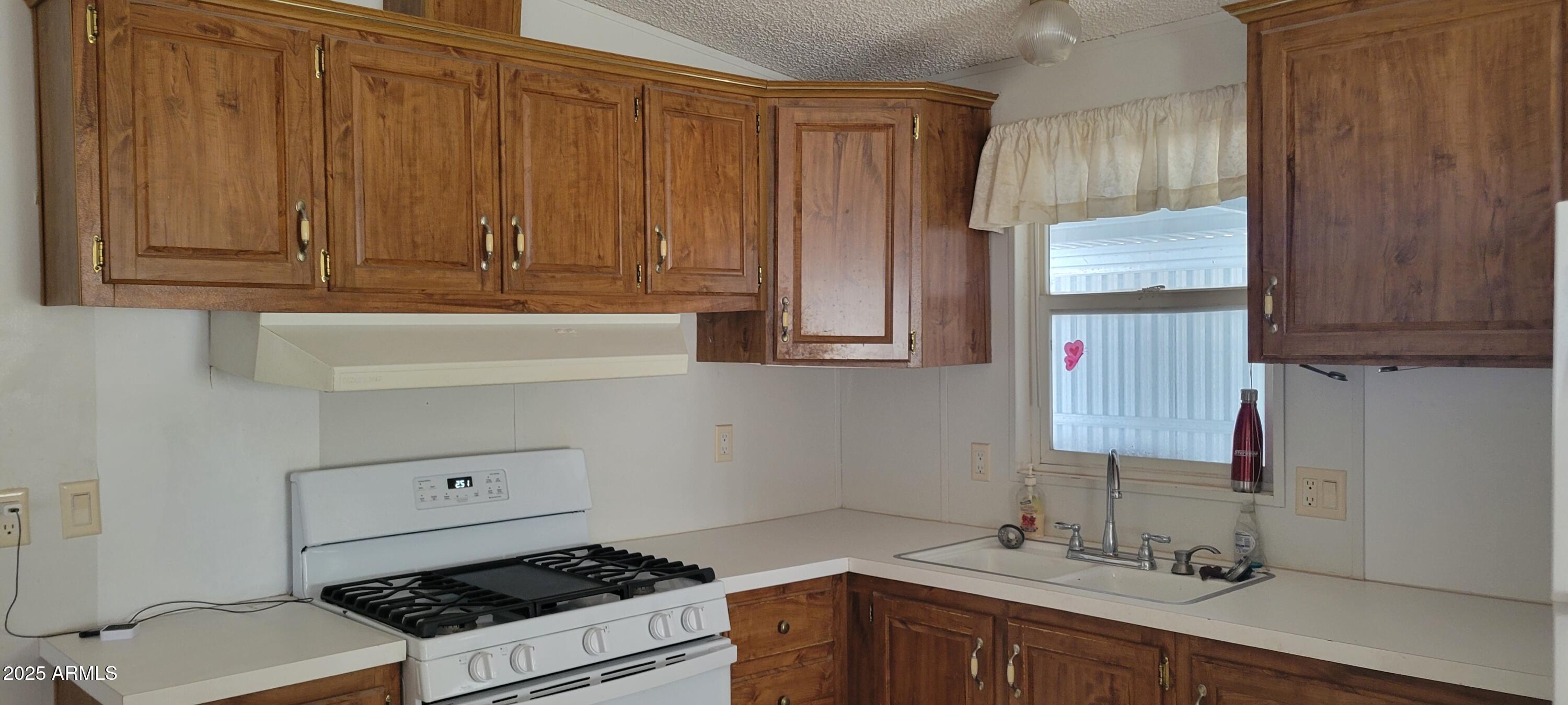 S3 T16S R16E - Residential