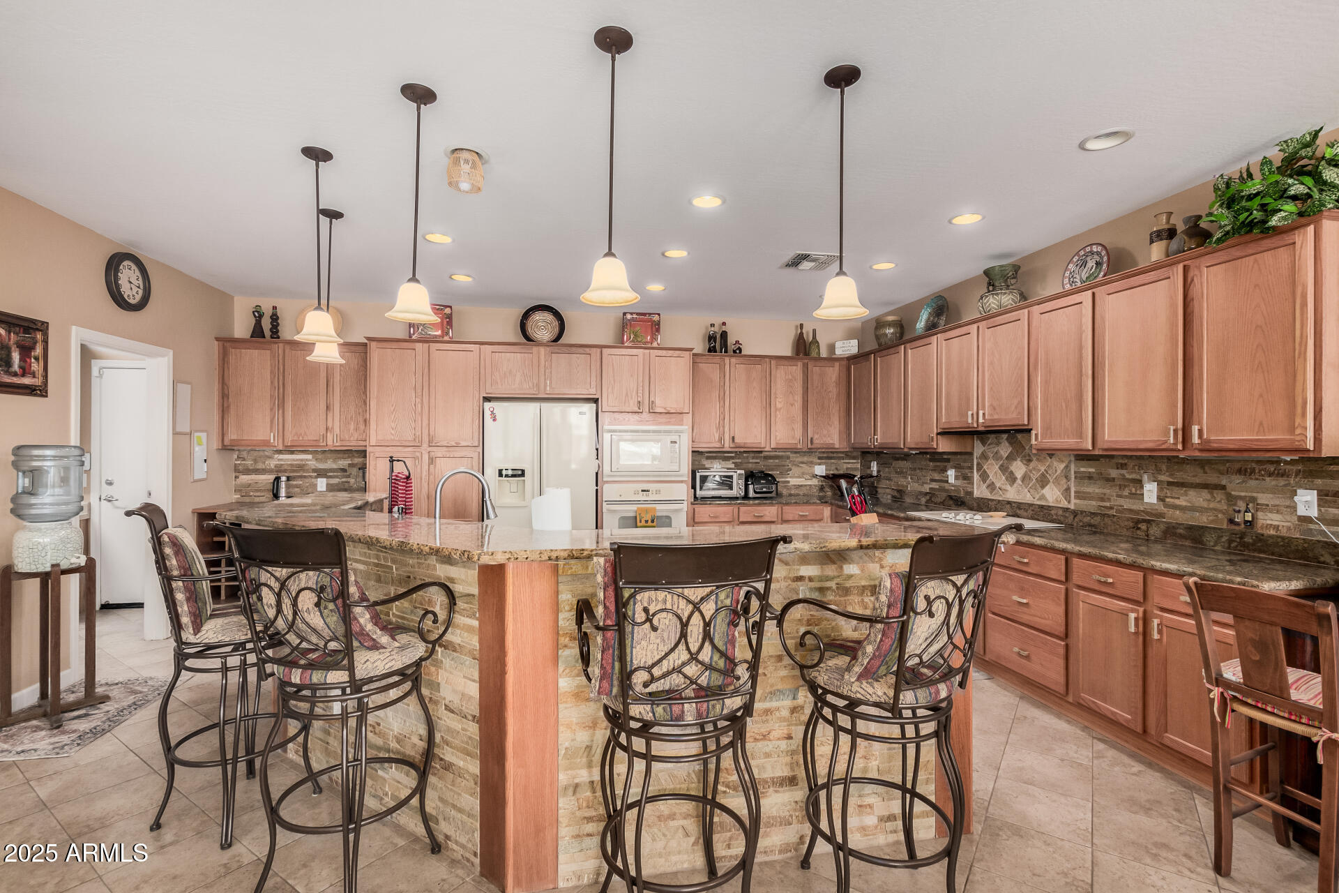 ROBSON RANCH - Residential