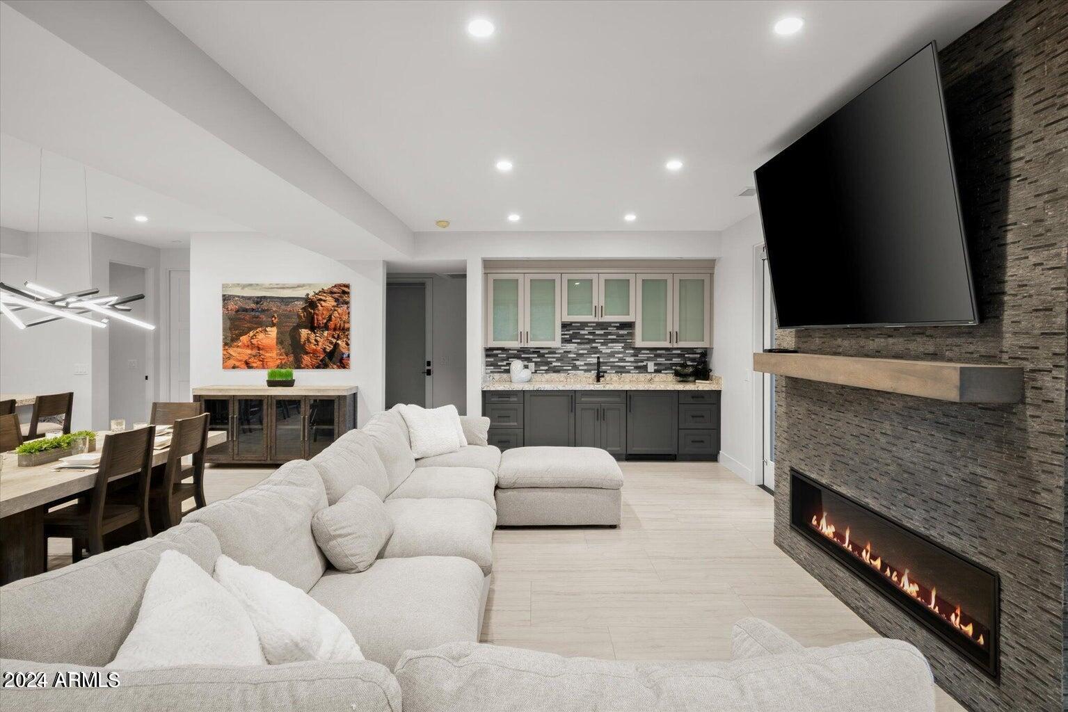 BRADLEY HOMESITES - Residential