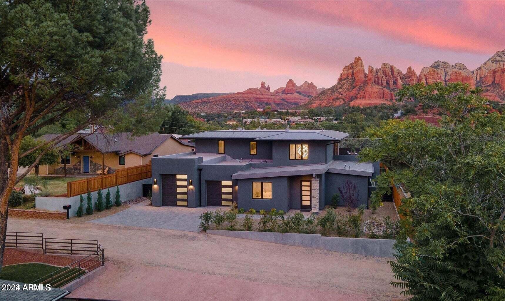BRADLEY HOMESITES - Residential