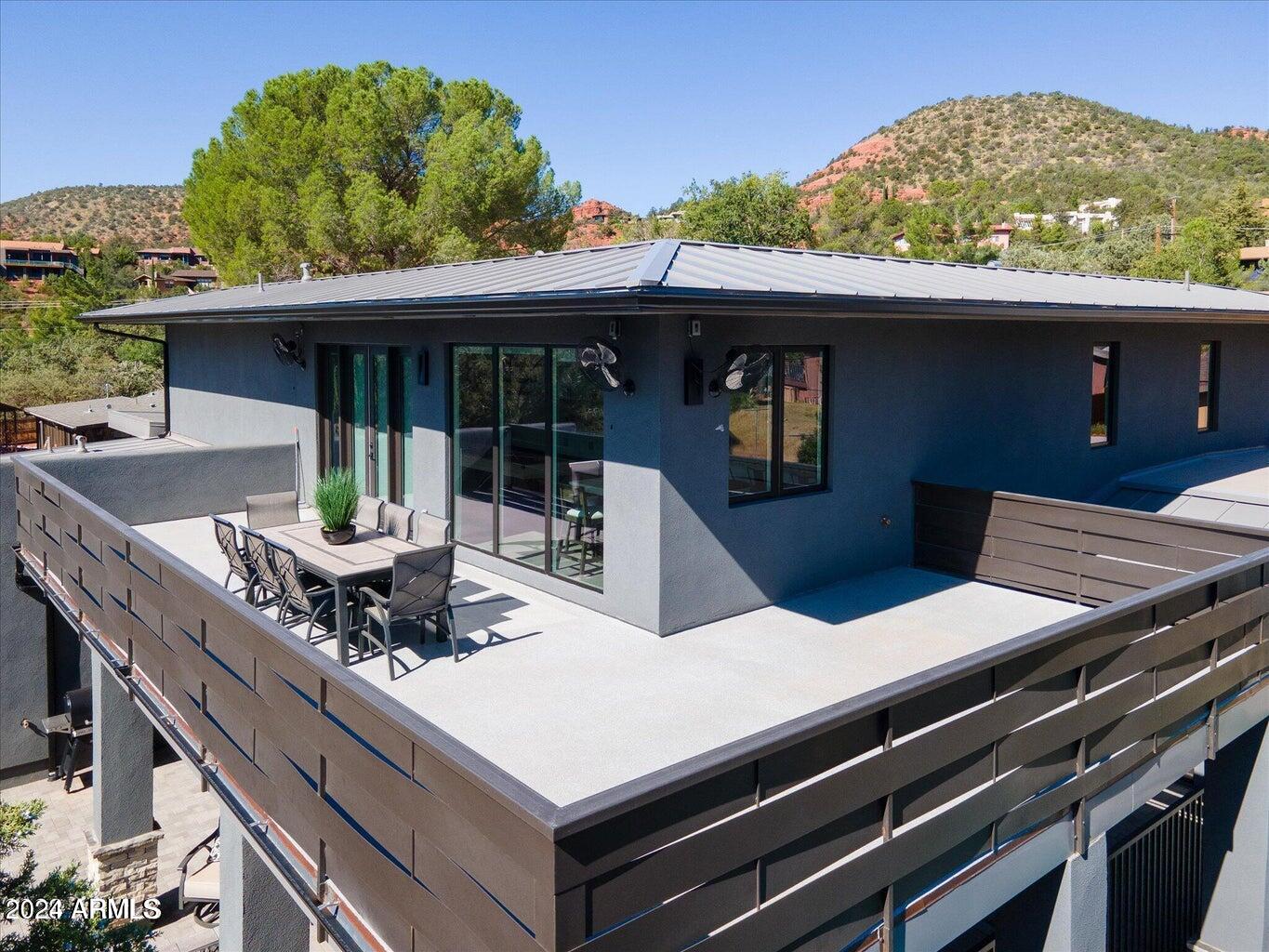 BRADLEY HOMESITES - Residential