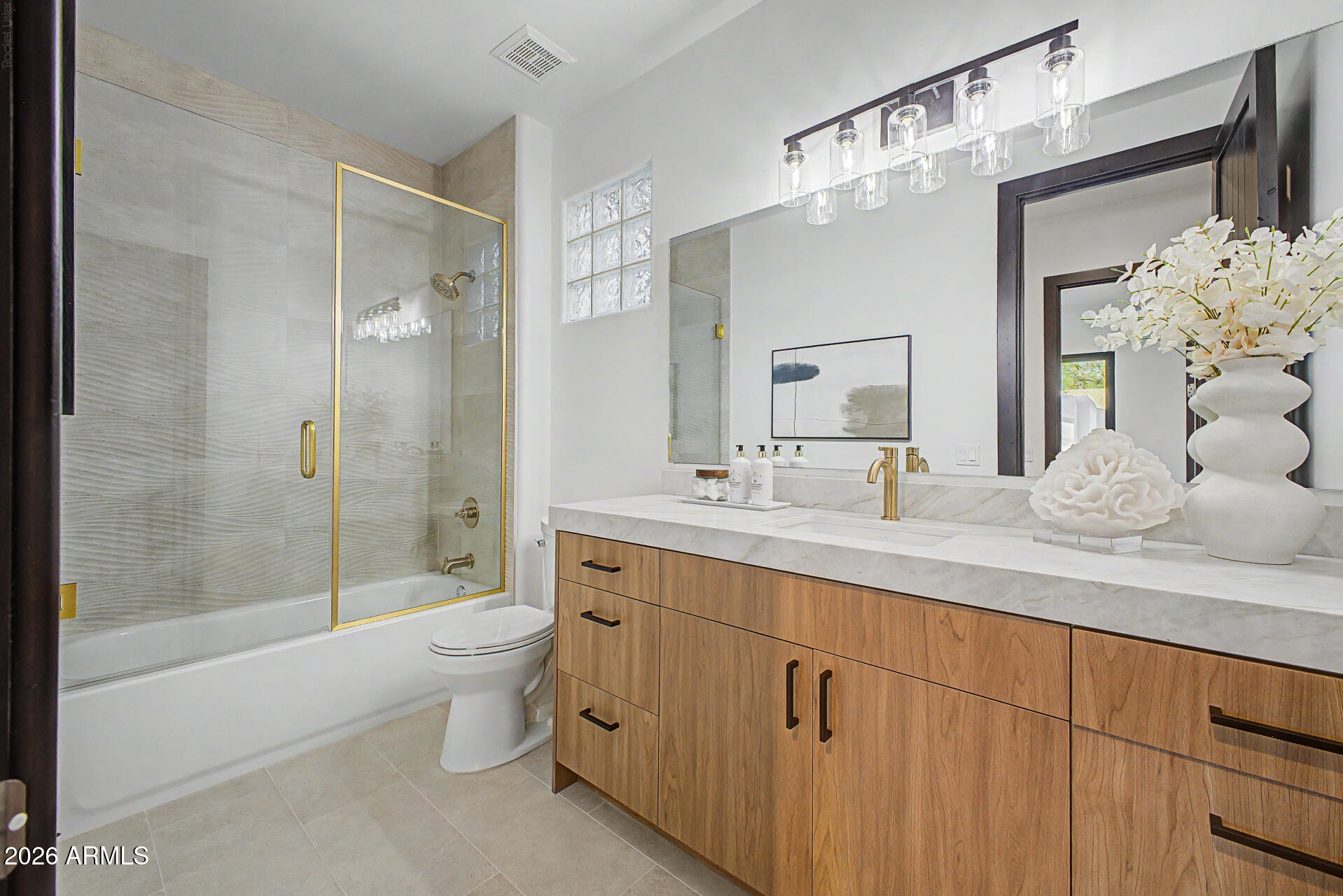 SONORAN HILLS - Residential