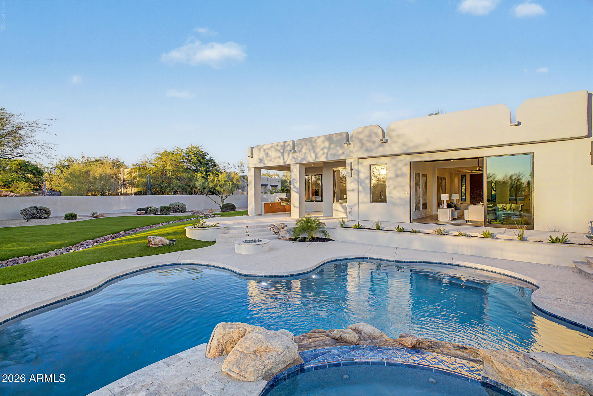 SONORAN HILLS - Residential