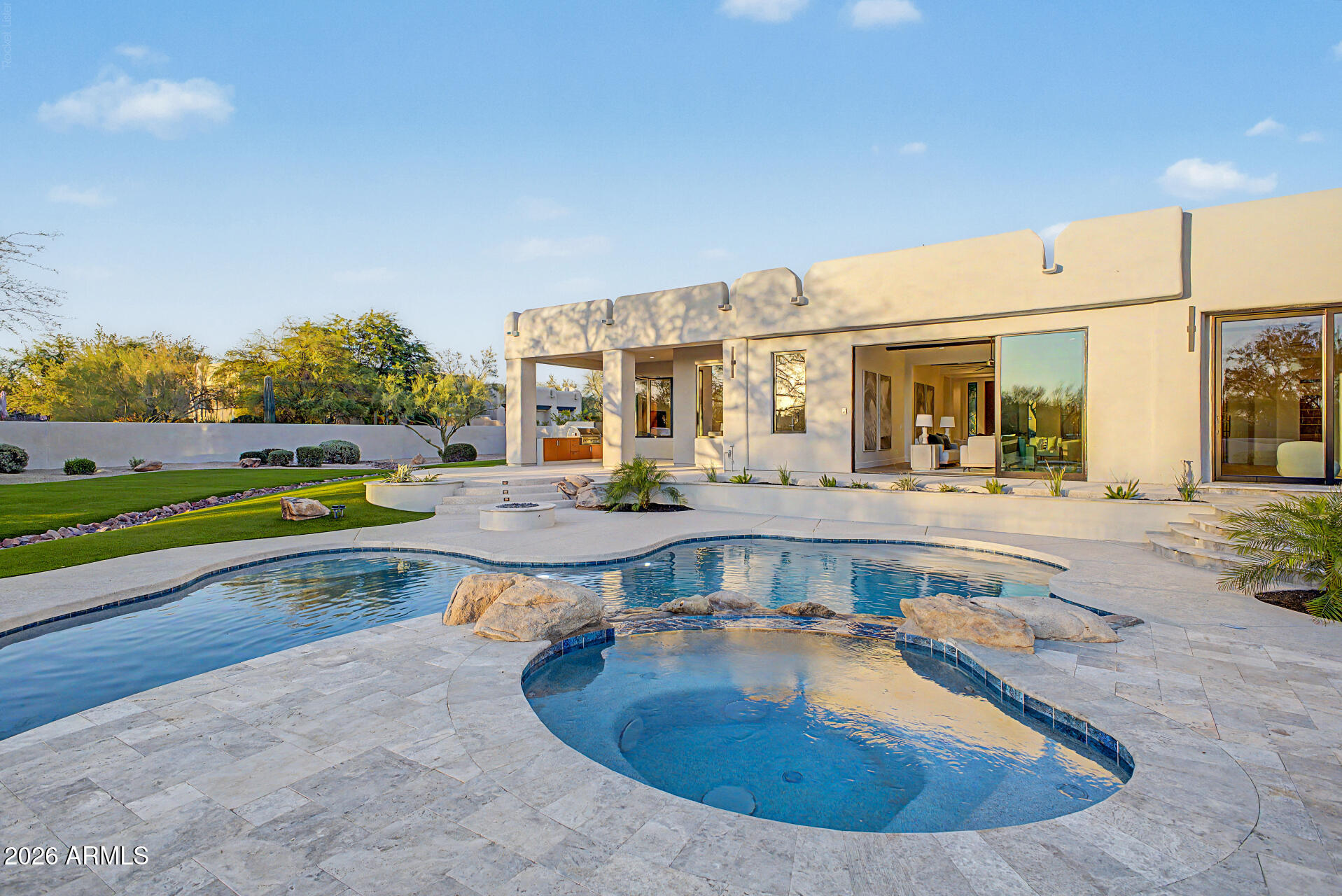 SONORAN HILLS - Residential