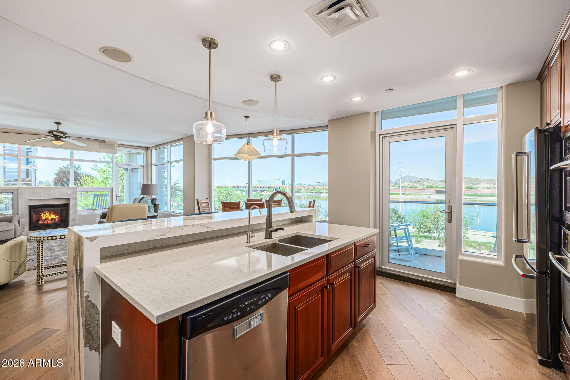 EDGEWATER HAYDEN FERRY LAKESIDE CONDO AMD - Residential