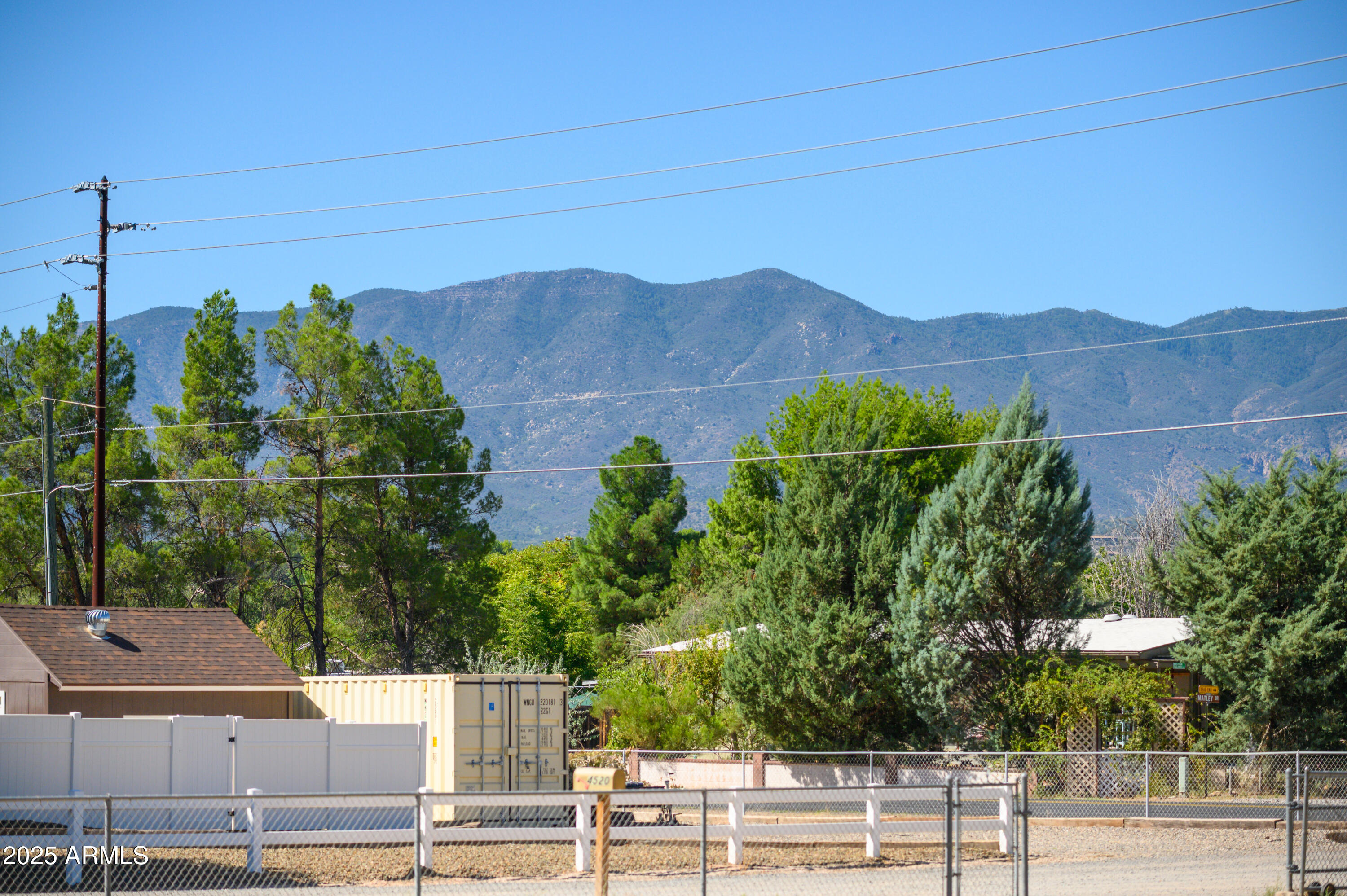 IRREG PCL BY M AND B LYING 177.87 FT E OF NW COR OF AND IN S2NE4NE4 SEC 12 15 3E CONT .67 AC - Residential